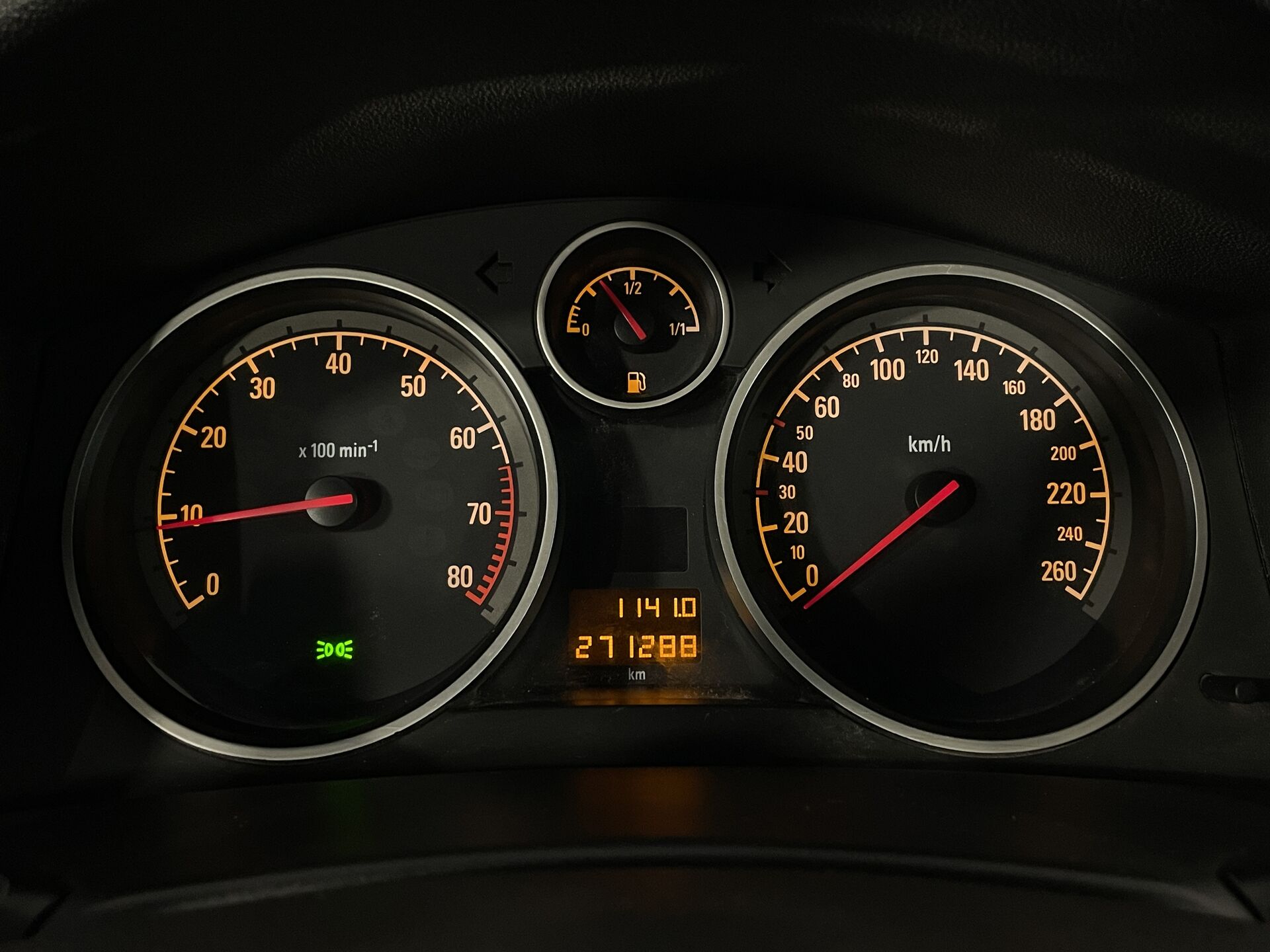Opel Astra None 2008 г.в., 271 286 км.