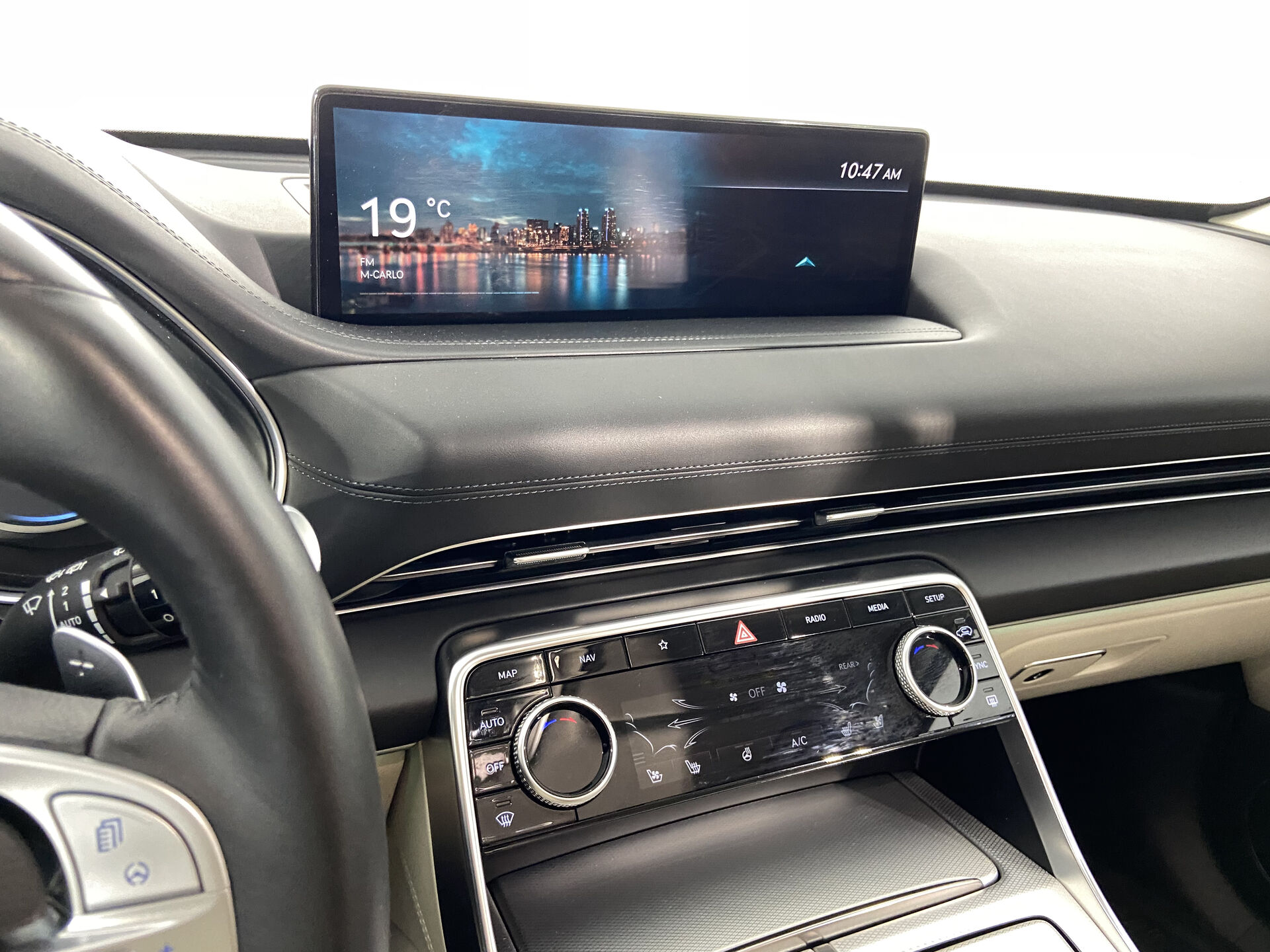 Genesis GV80 Premium + Comfort + Третий ряд сидений 2021 г.в., 54 571 км.