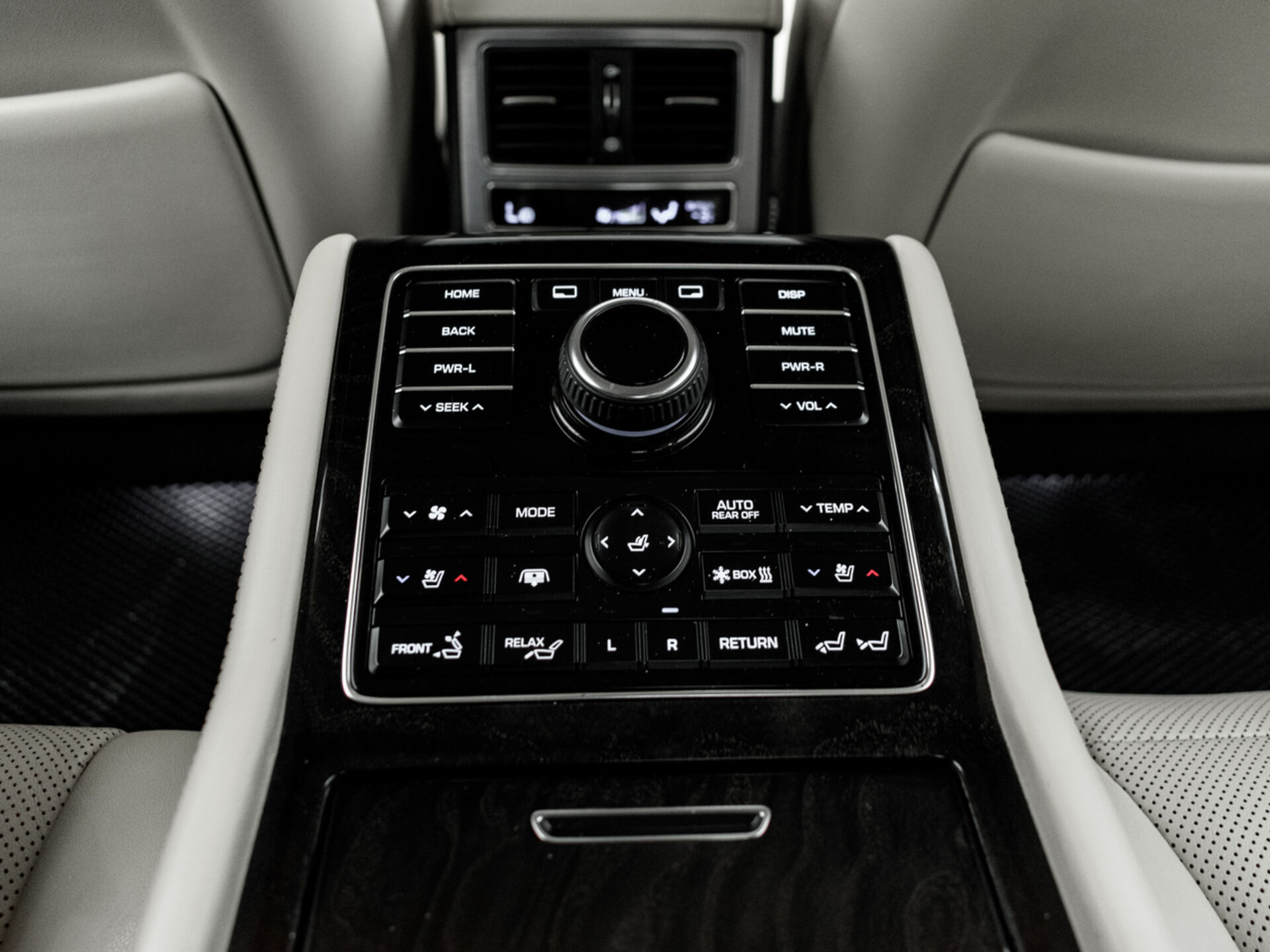 Купить Hyundai Equus 5.0 AT (430 л.с.), 2015 в Екатеренбурге