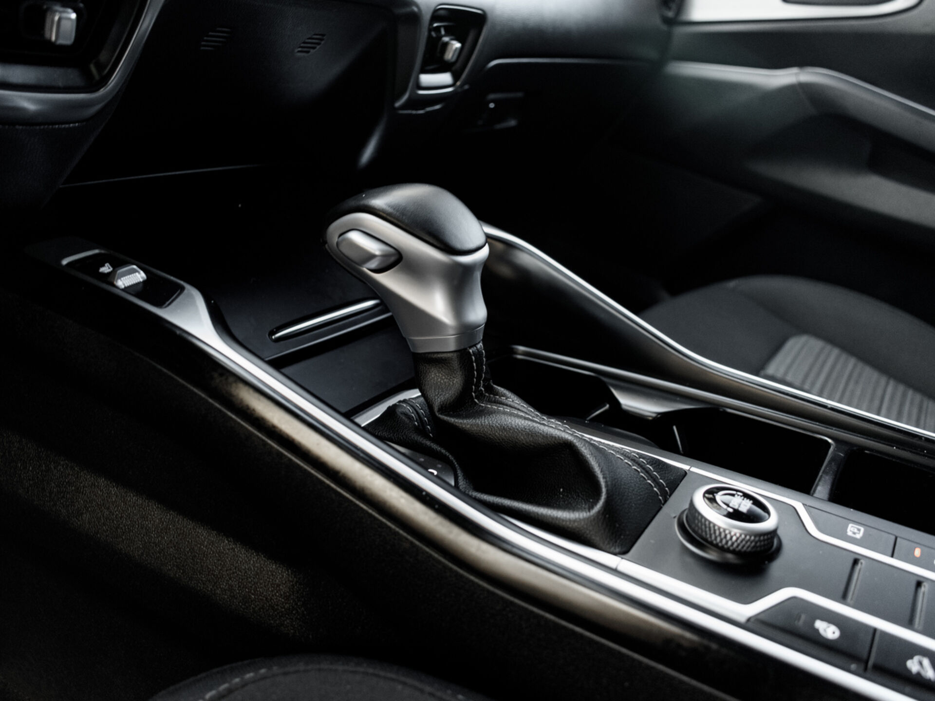 Купить Kia Sorento 2.5 AT (179 л.с.) 4WD, 2021 в Екатеренбурге