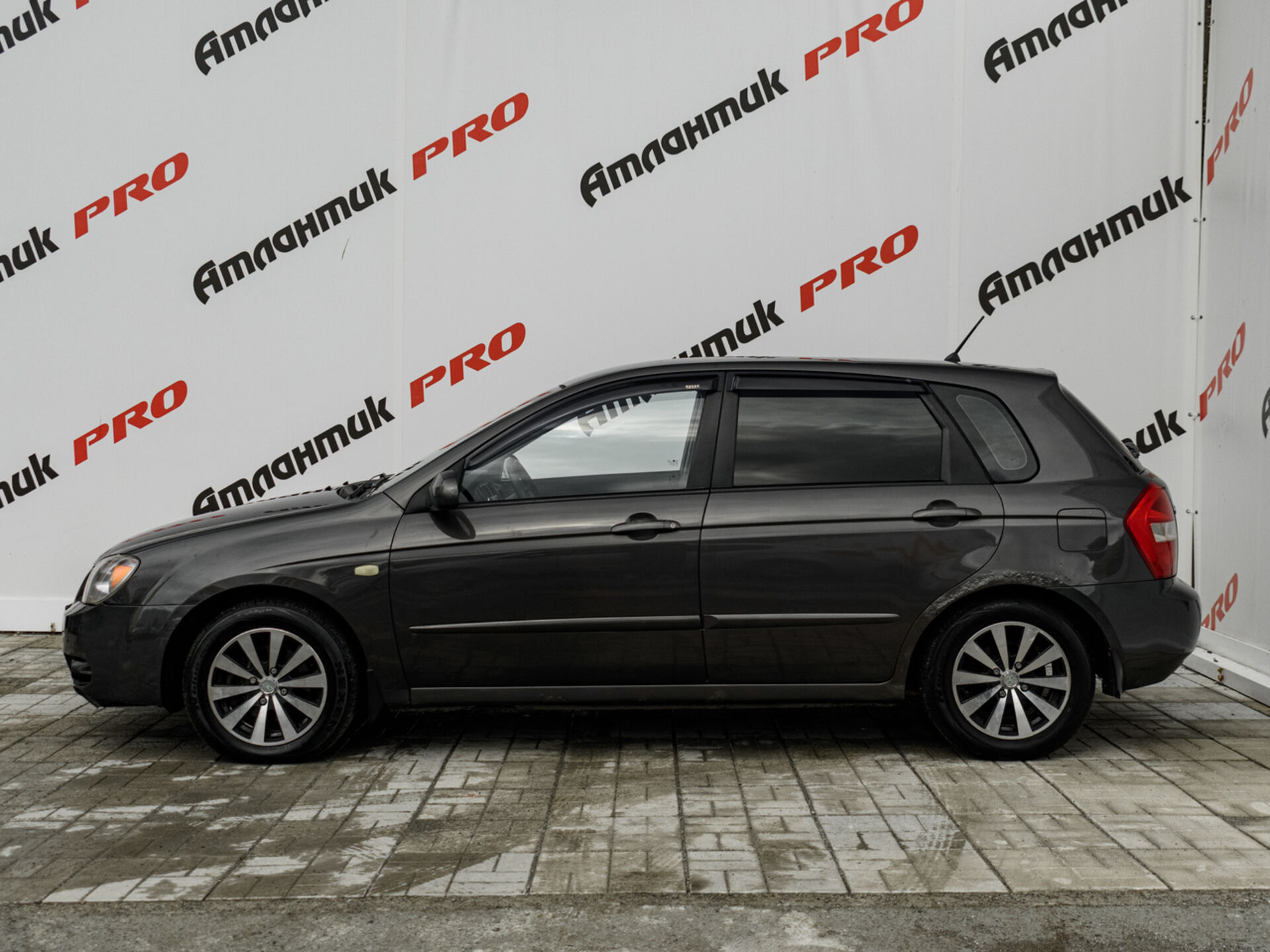 Купить Kia Cerato 1.6 AT (105 л.с.), 2006 в Екатеренбурге