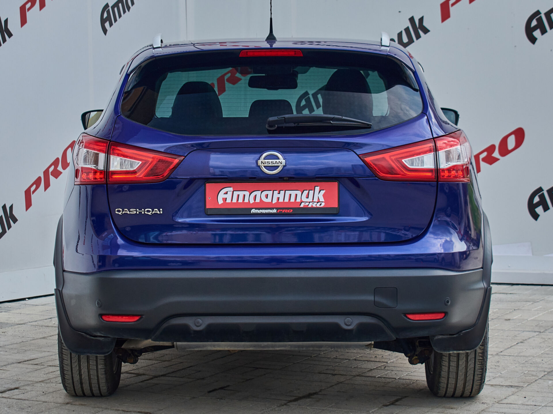 Купить Nissan Qashqai 2.0 CVT (144 л.с.) 4WD, 2016 в Екатеренбурге