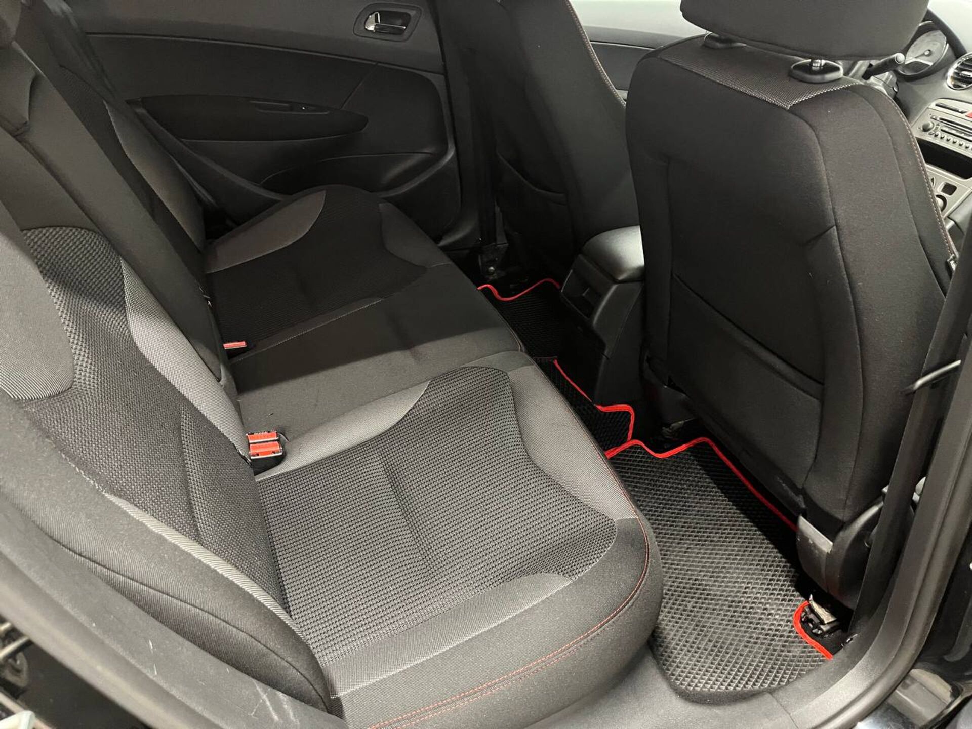 Peugeot 308 Sportium 2011 г.в., 172 000 км.