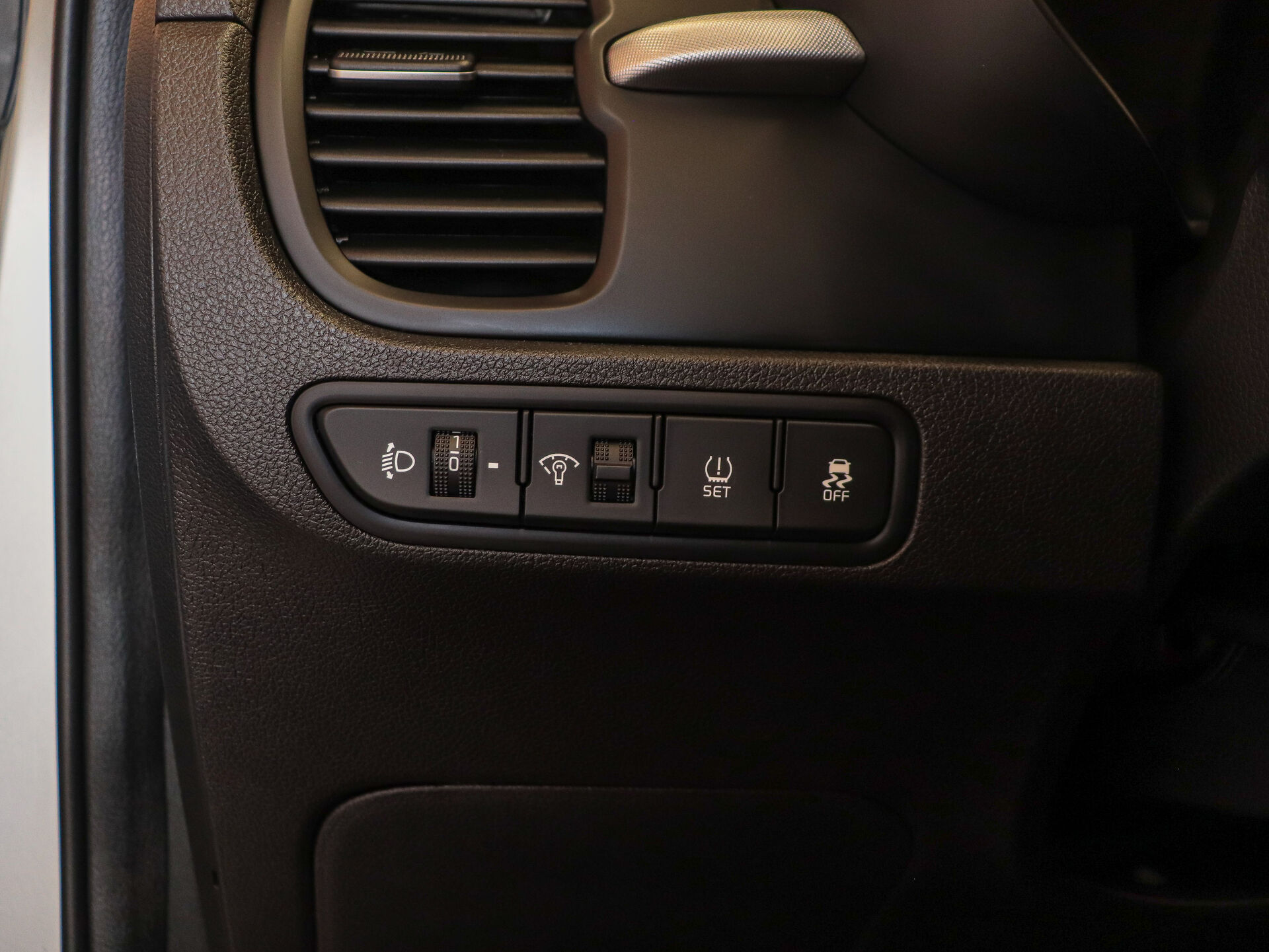Kia Rio 2020 9