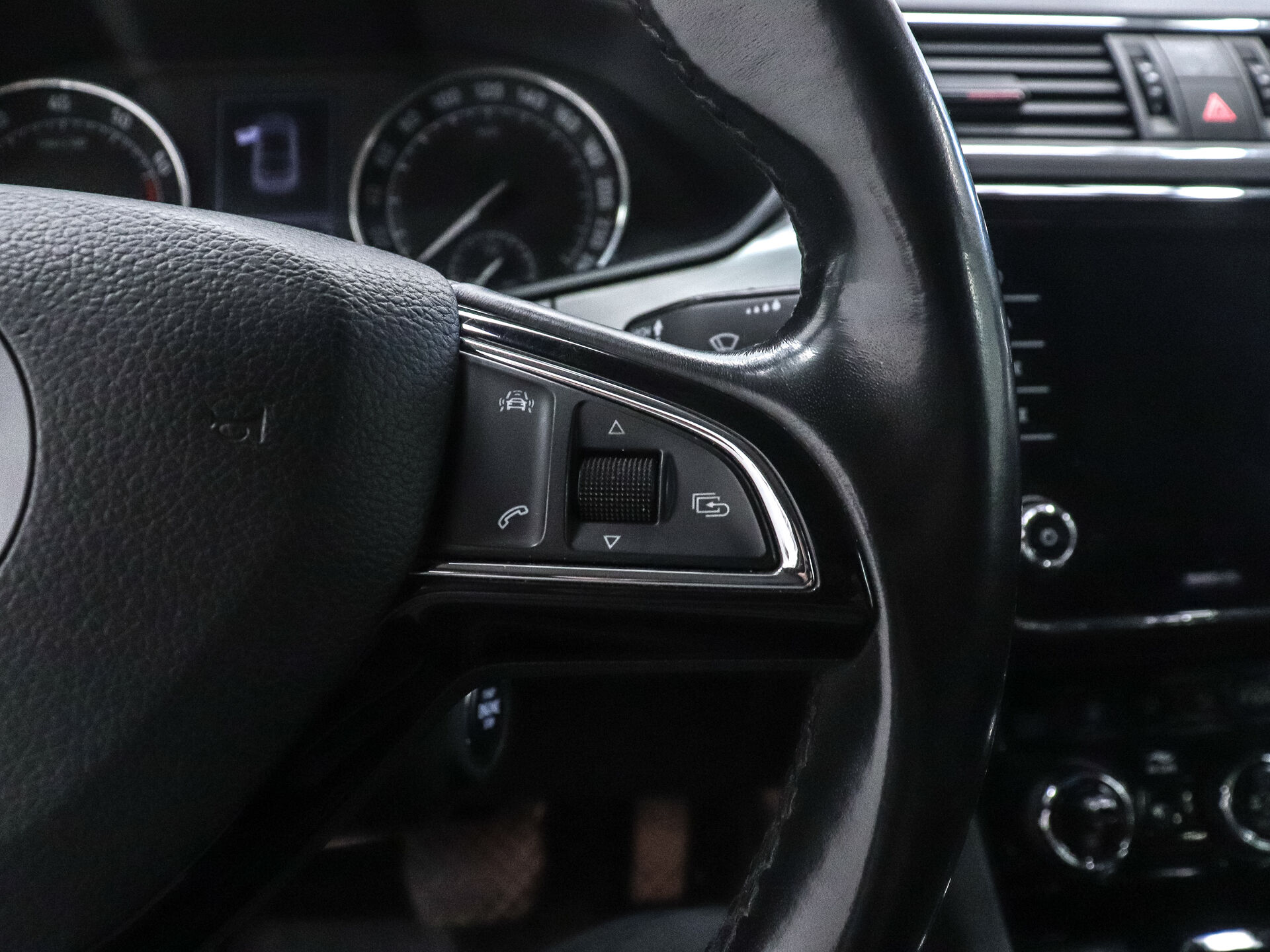 Skoda Superb 2018 14