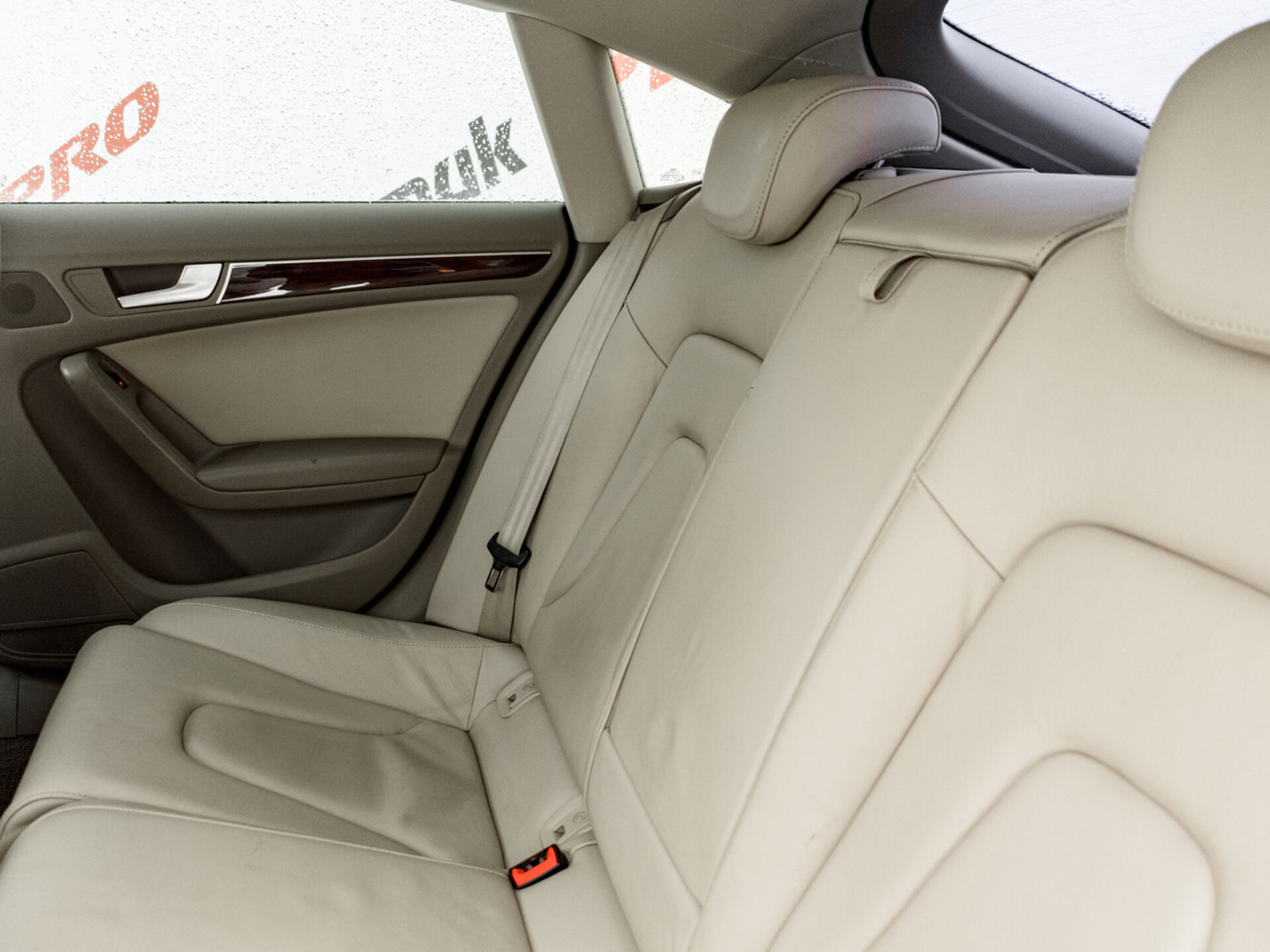 Купить Audi A5 2.0 CVT (180 л.с.), 2010 в Екатеренбурге