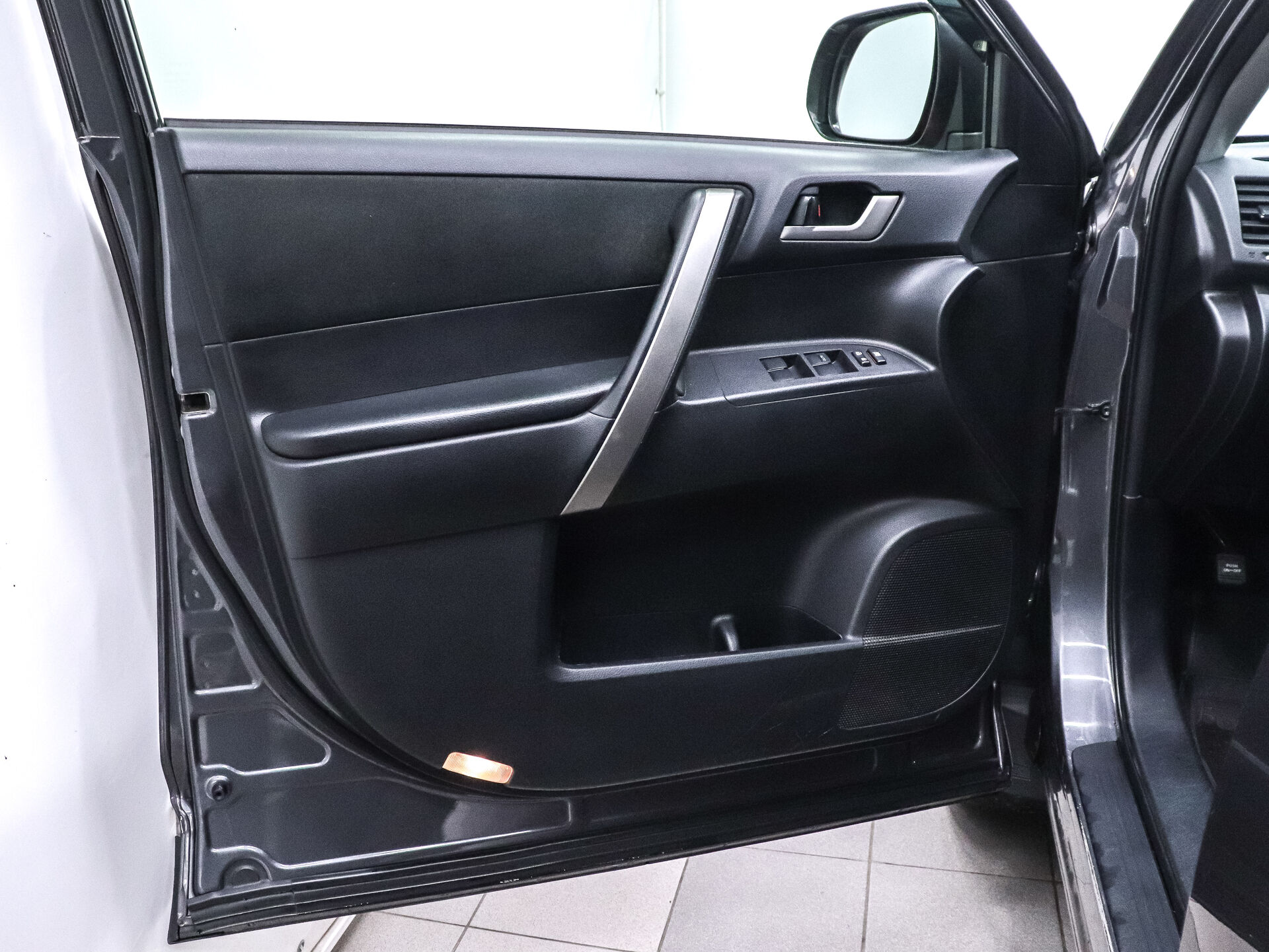 Toyota Highlander 2012 7