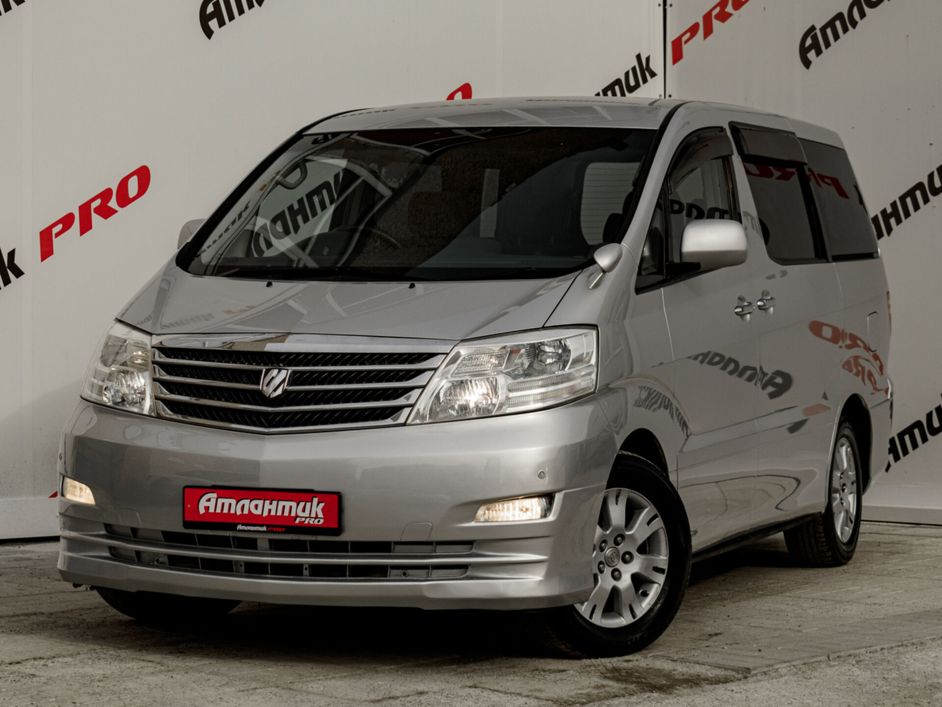 Купить Toyota Alphard 2.4 AT (159 л.с.) 4WD, 2006 в Екатеренбурге