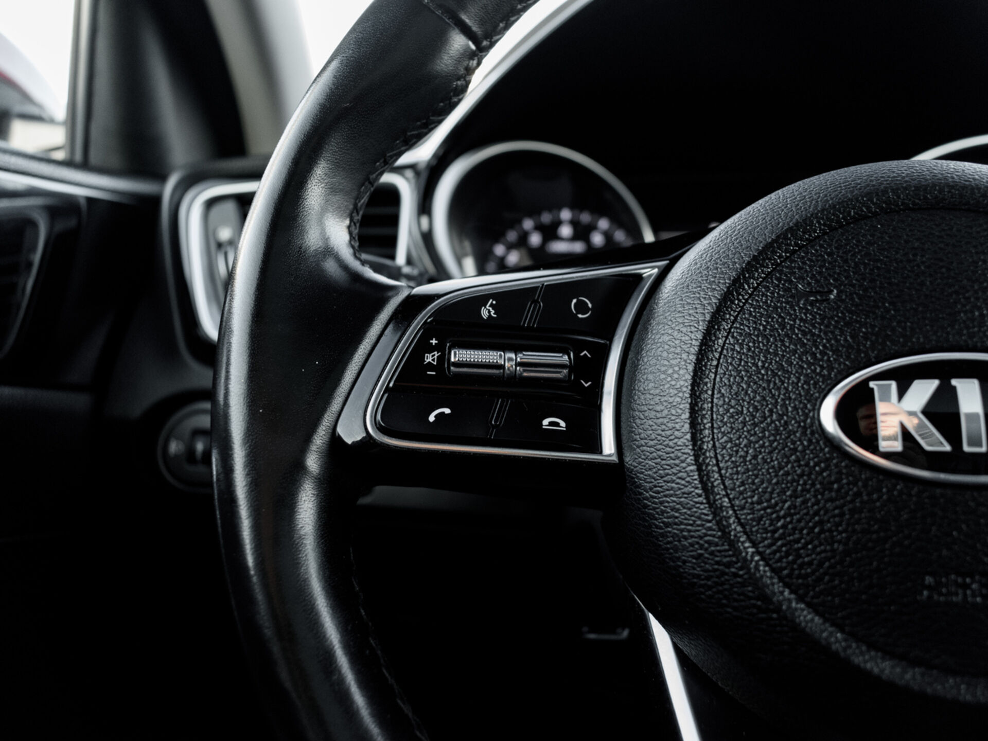 Купить Kia Ceed 1.4 AMT (140 л.с.), 2018 в Екатеренбурге