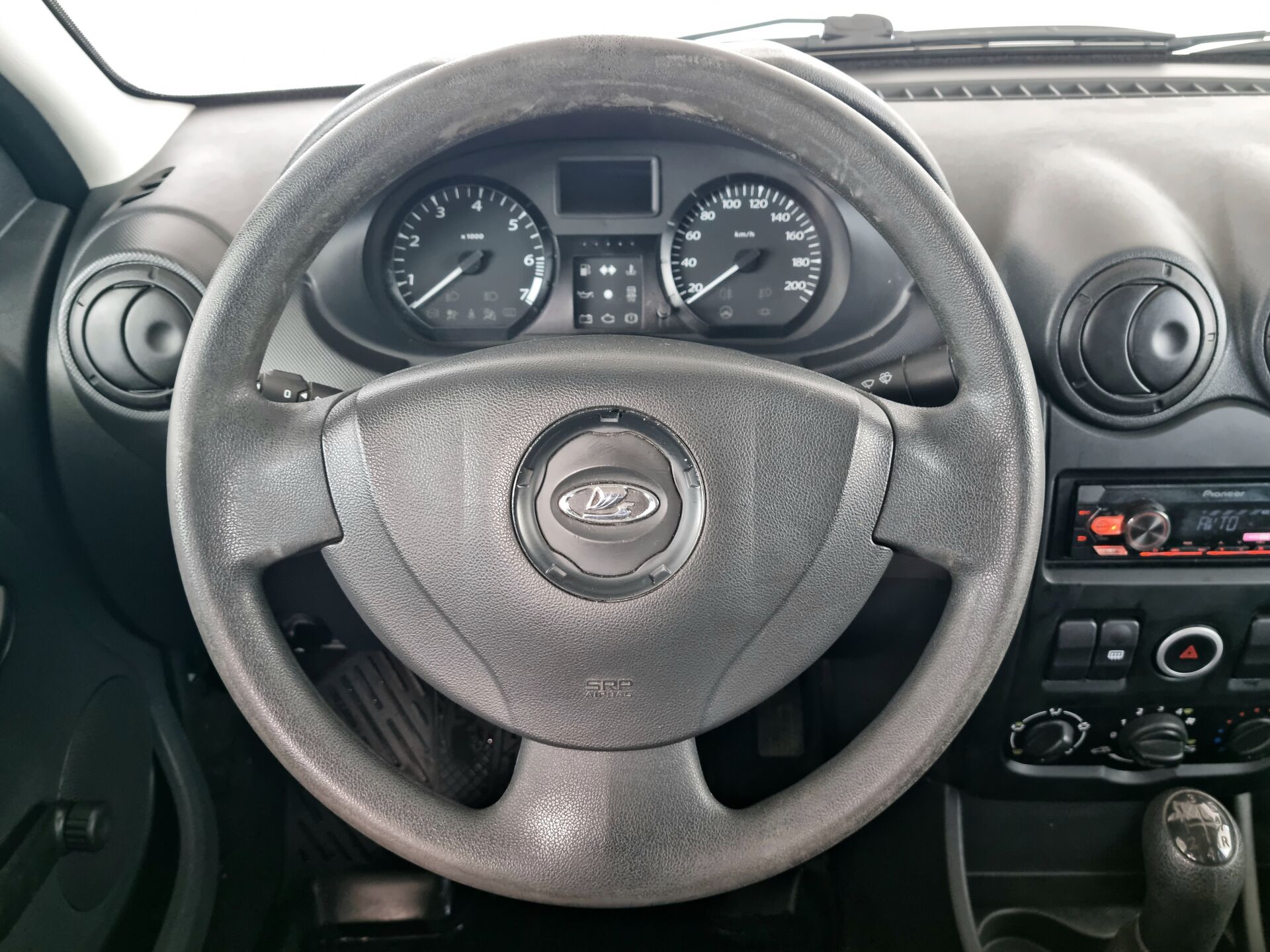 Lada Largus Standard (5 мест) 2019 г.в., 90 457 км.