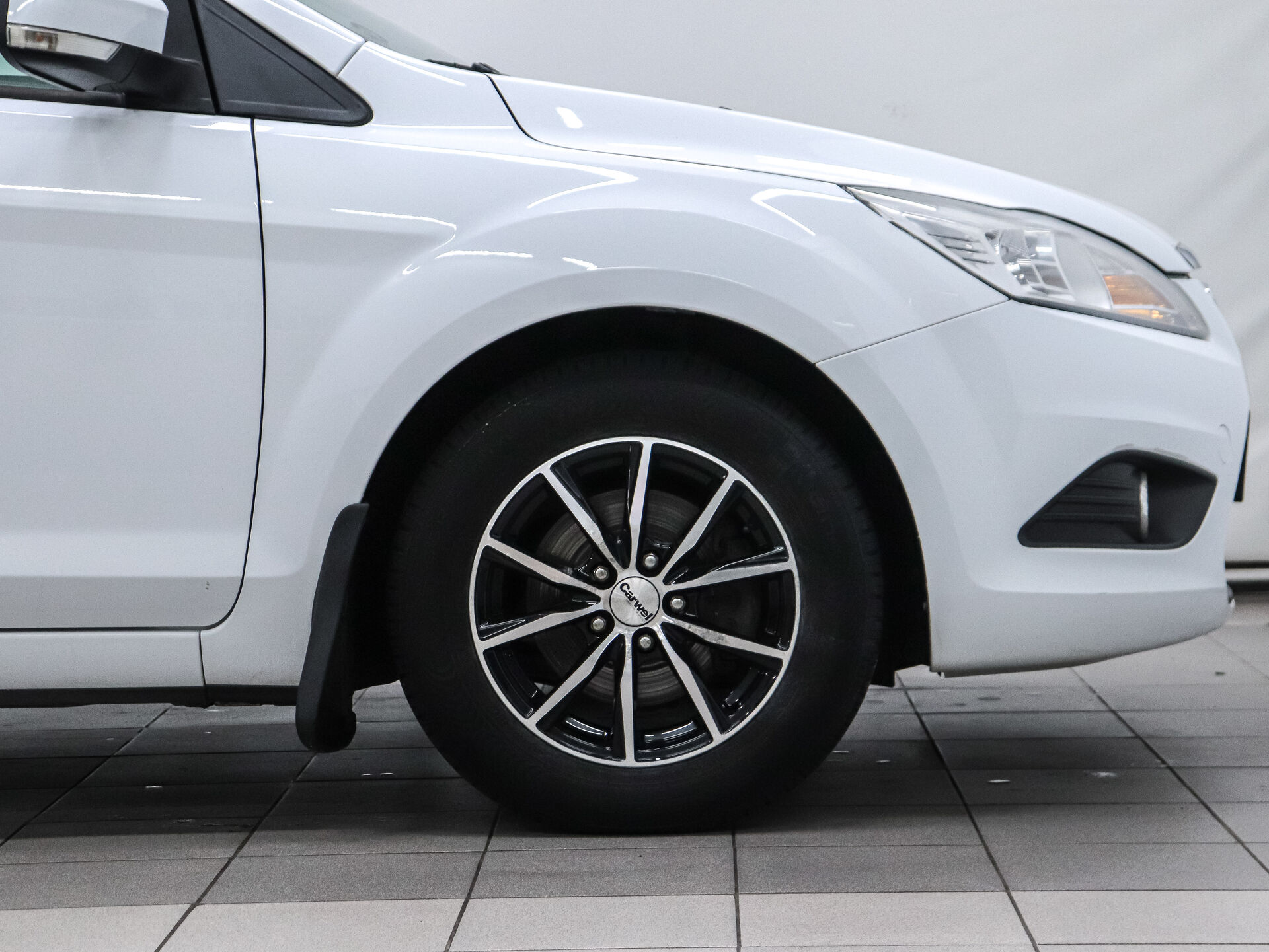 Ford Focus 2011 24