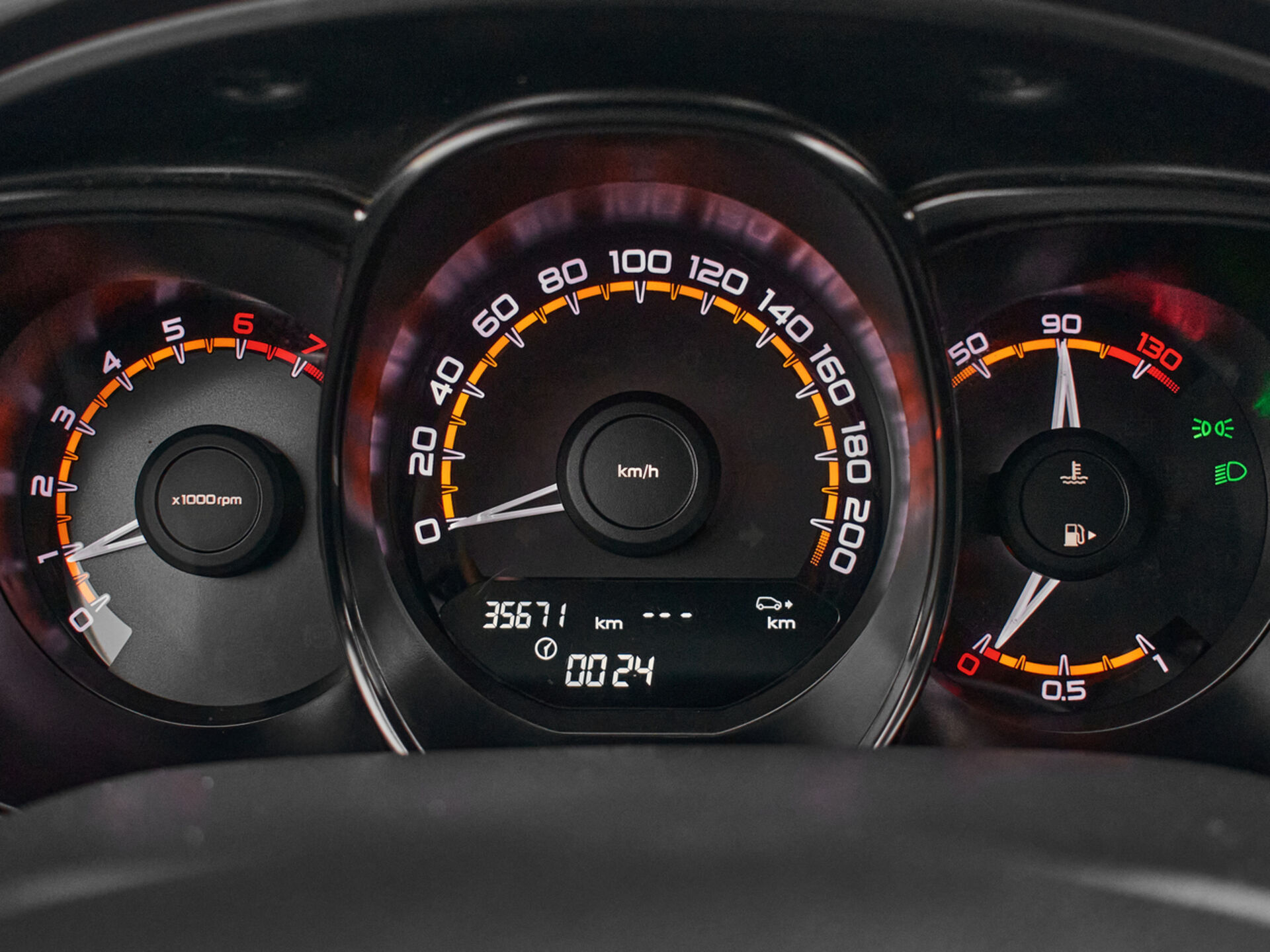 Купить Lada (ВАЗ) Vesta SW 1.6 MT (106 л.с.), 2022 в Екатеренбурге