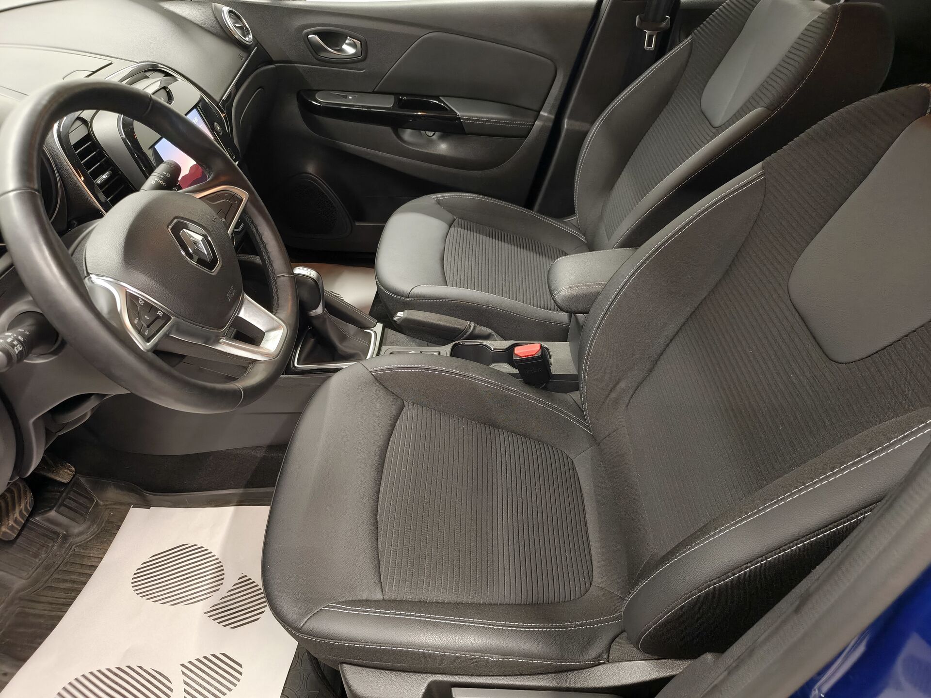 Renault Kaptur Intense 2021 г.в., 90 000 км.