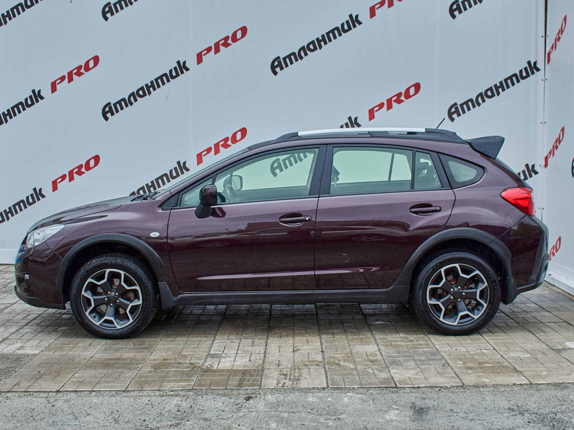 Купить Subaru XV 2.0 CVT (150 л.с.) 4WD, 2012 в Екатеренбурге
