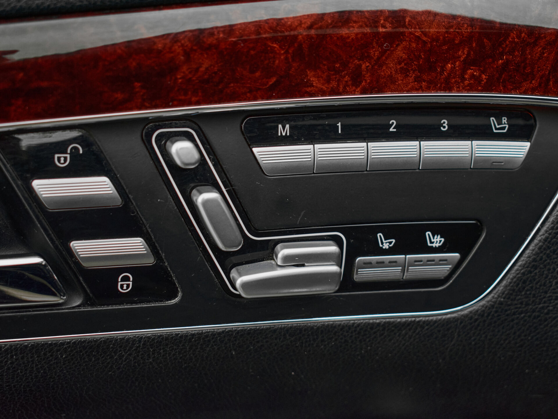 Купить Mercedes-Benz S-Класс 350 3.5 AT (272 л.с.) 4WD, 2010 в Екатеренбурге