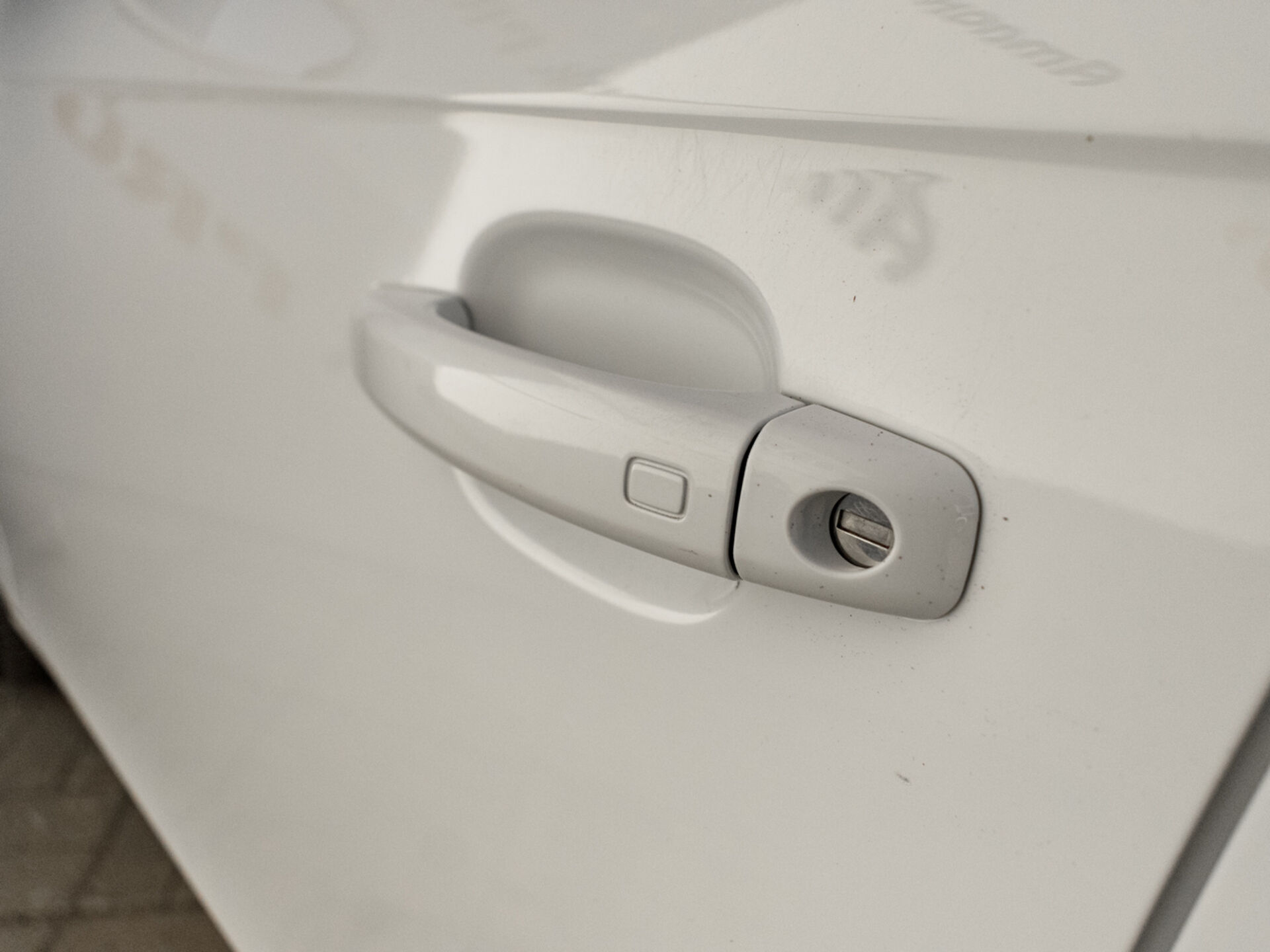 Купить Audi A4 1.8 MT (120 л.с.), 2011 в Екатеренбурге