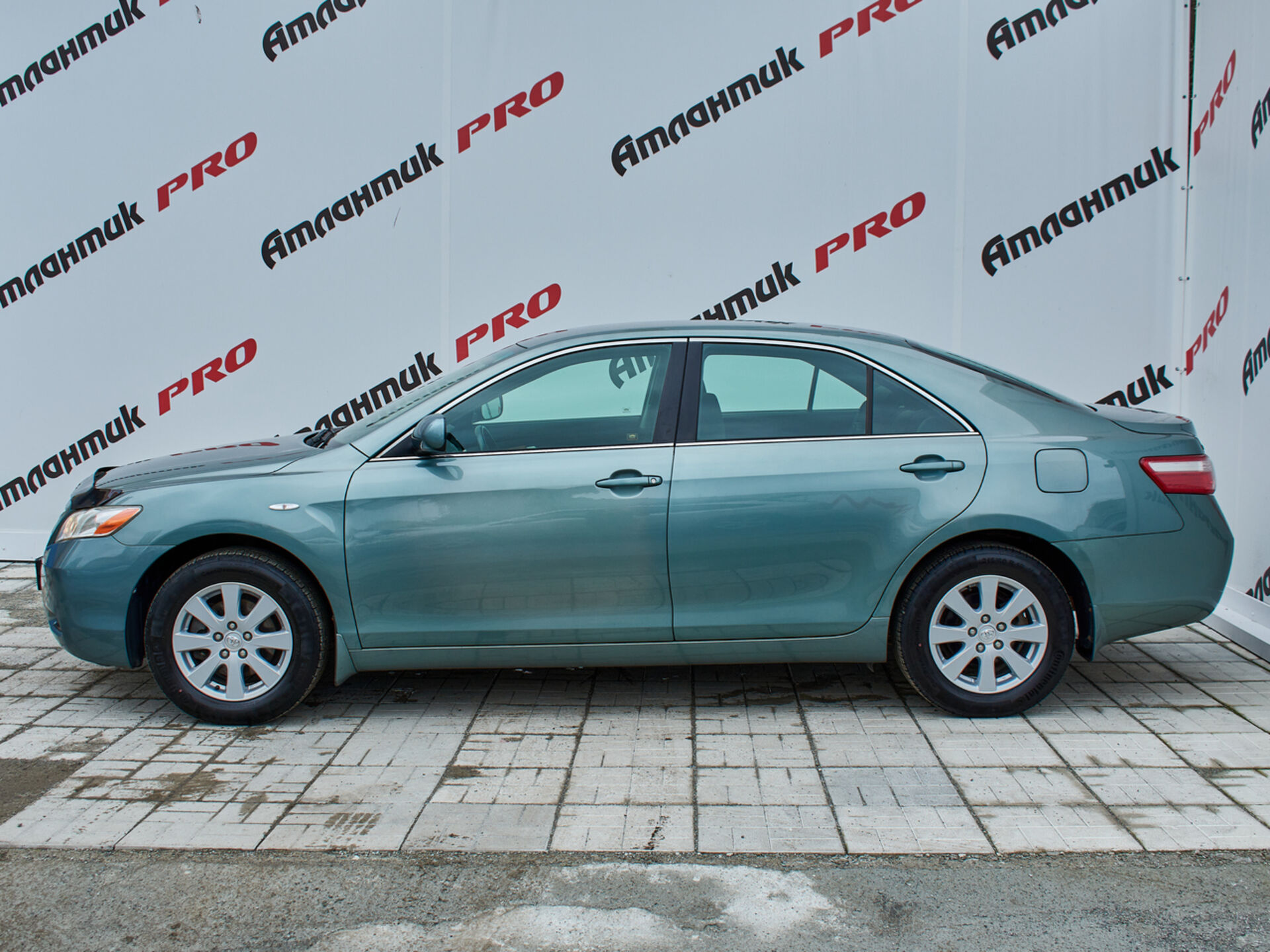 Купить Toyota Camry 2.4 MT (167 л.с.), 2007 в Екатеренбурге