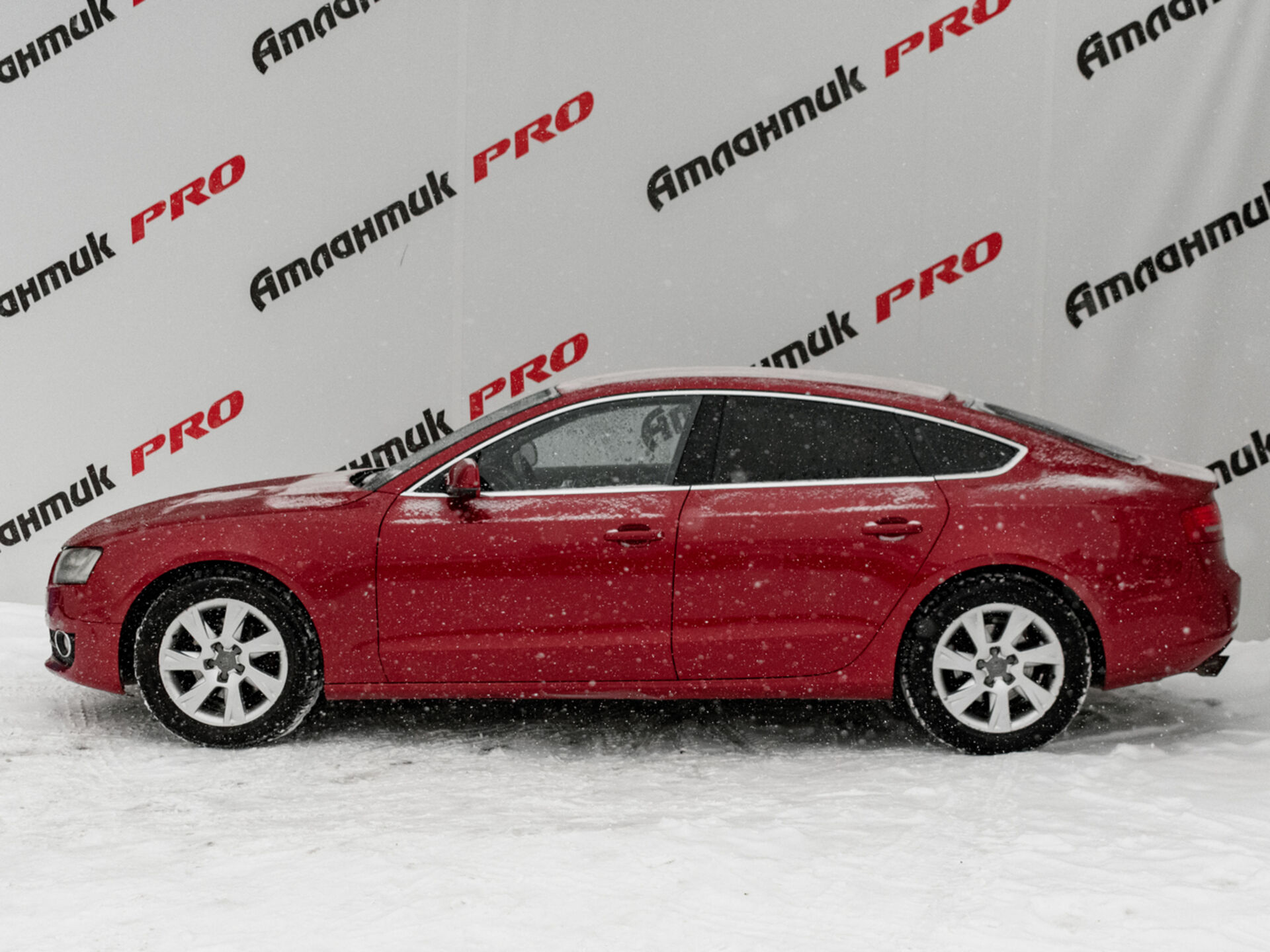 Купить Audi A5 2.0 CVT (180 л.с.), 2010 в Екатеренбурге