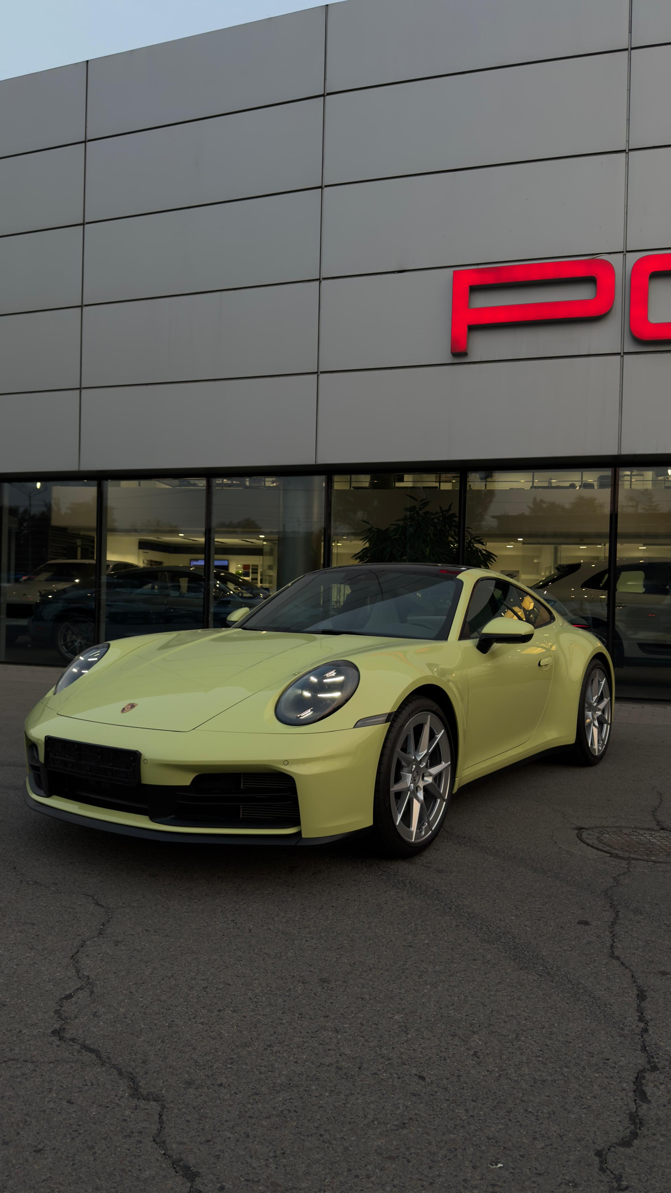 Автомобиль Porsche 911 Carrera 3.0 AMT (394 л.с.) - 1