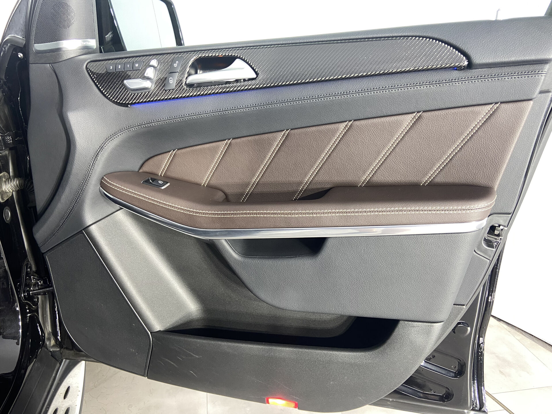 Mercedes-Benz GLS AMG AMG GLS 63 4MATIC Особая серия 2016 г.в., 113 670 км.