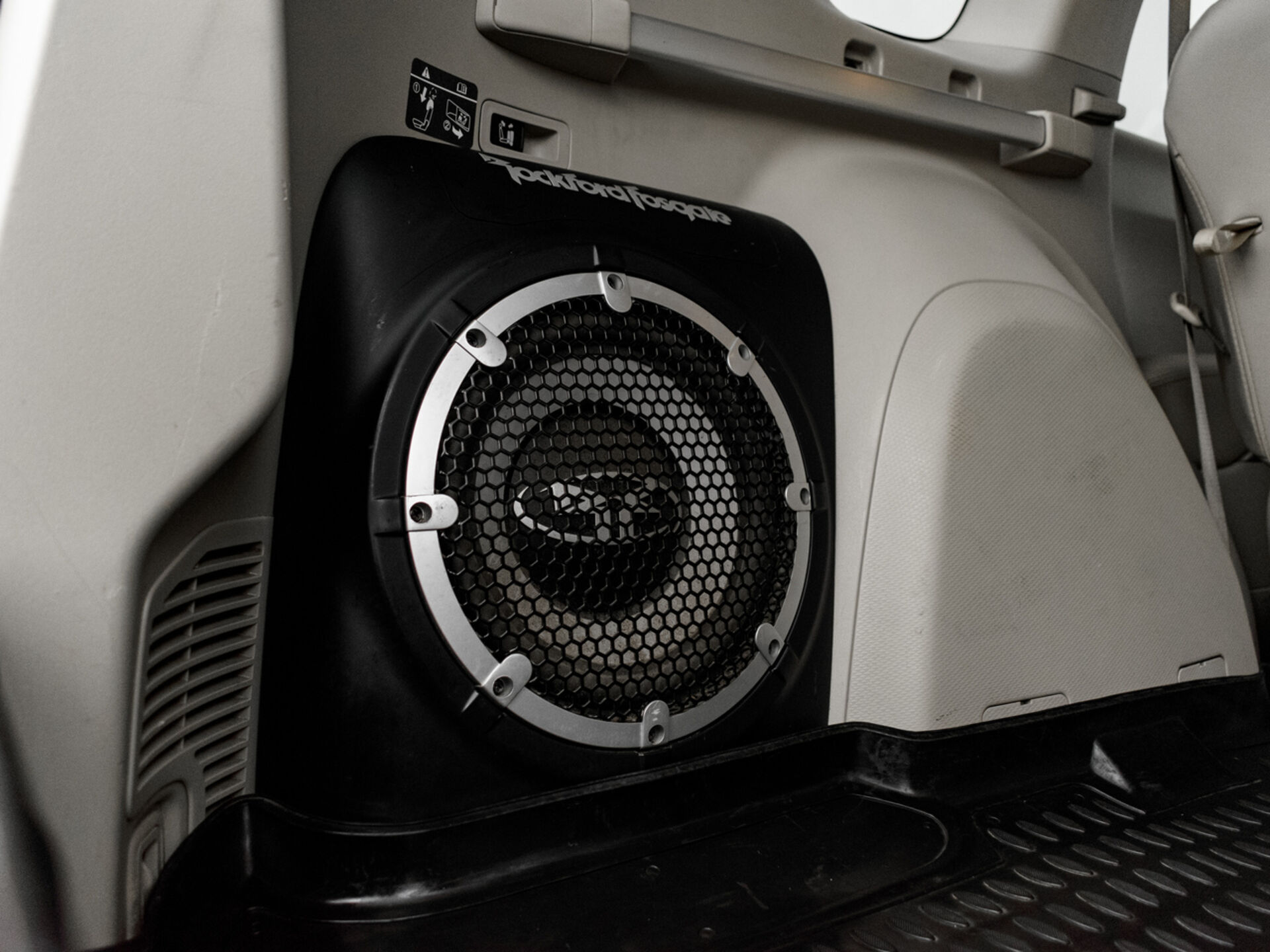 Купить Mitsubishi Outlander 3.0 AT (220 л.с.) 4WD, 2008 в Екатеренбурге