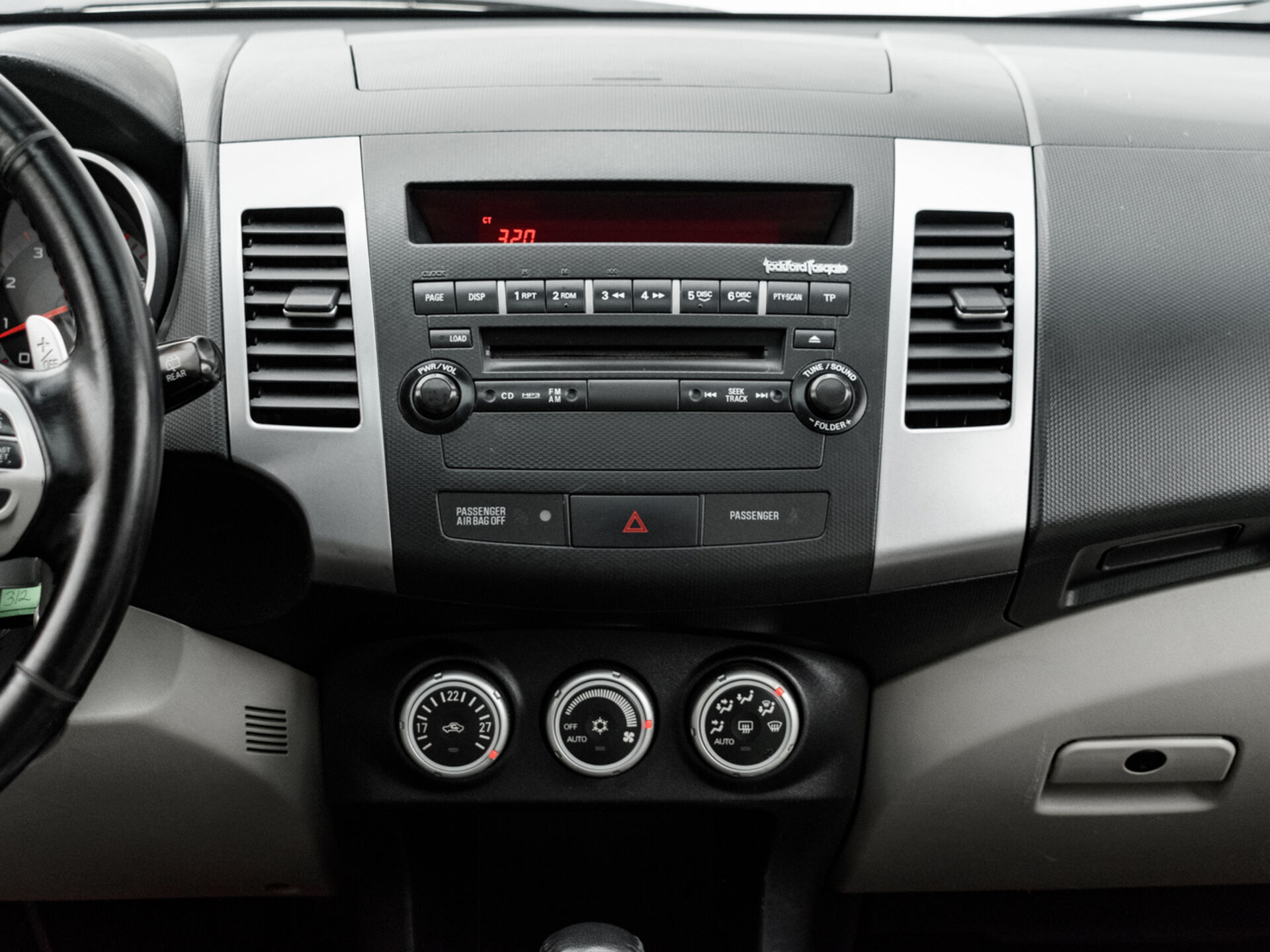 Купить Mitsubishi Outlander 3.0 AT (220 л.с.) 4WD, 2008 в Екатеренбурге