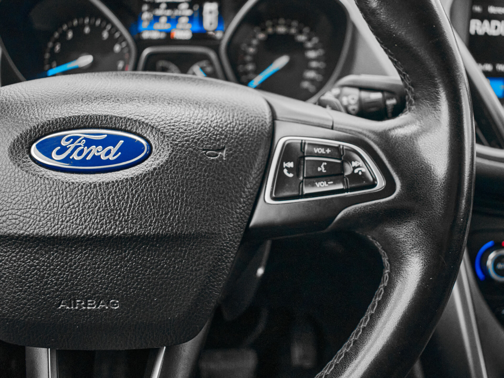 Купить Ford Kuga 2.5 AT (150 л.с.), 2018 в Екатеренбурге