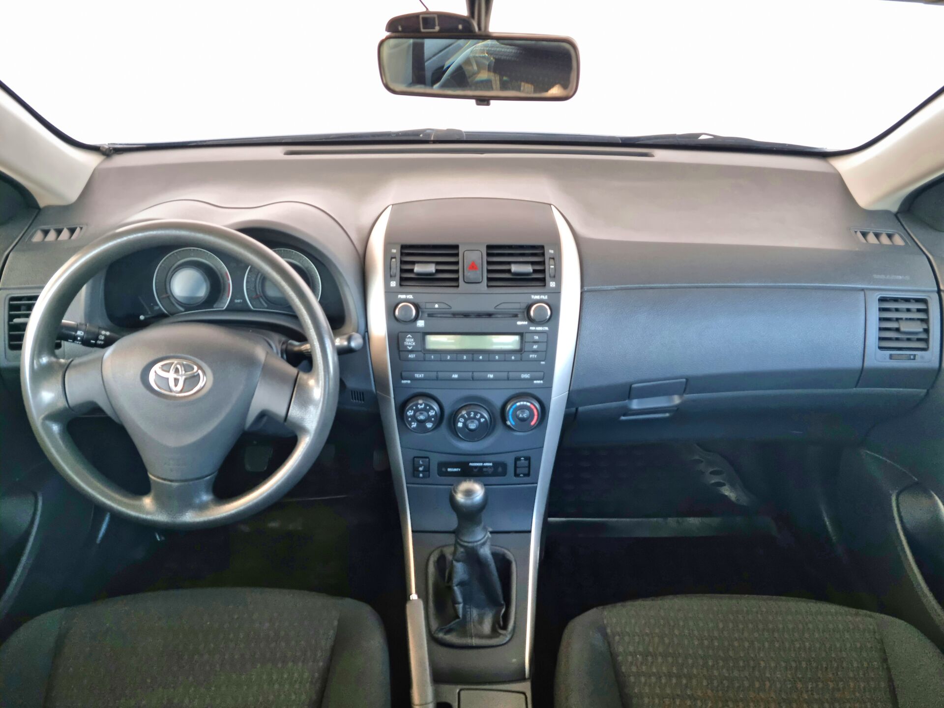 Toyota Corolla Комфорт 2007 г.в., 229 507 км.