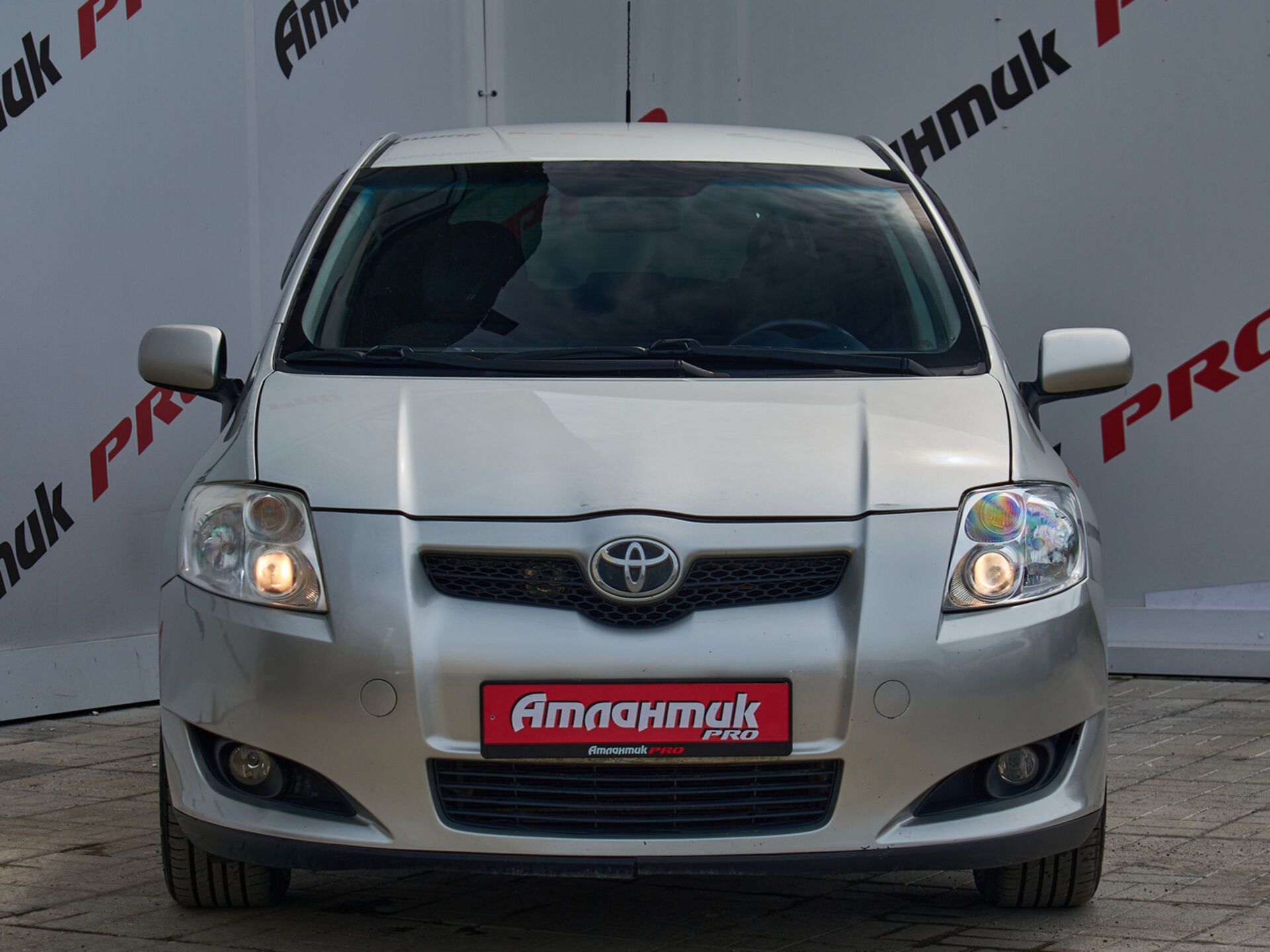 Купить Toyota Auris 1.6 AMT (124 л.с.), 2008 в Екатеренбурге