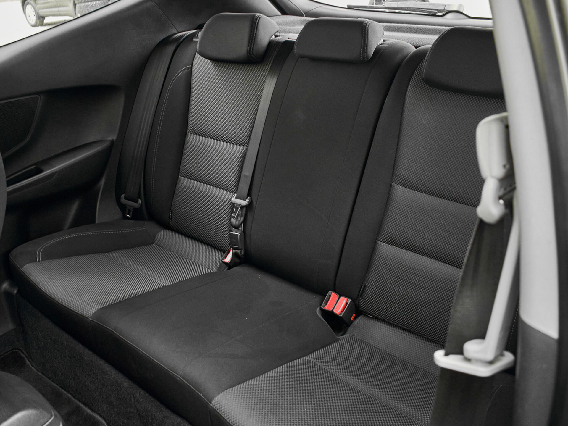 Купить Hyundai i30 1.4 MT (100 л.с.), 2013 в Екатеренбурге