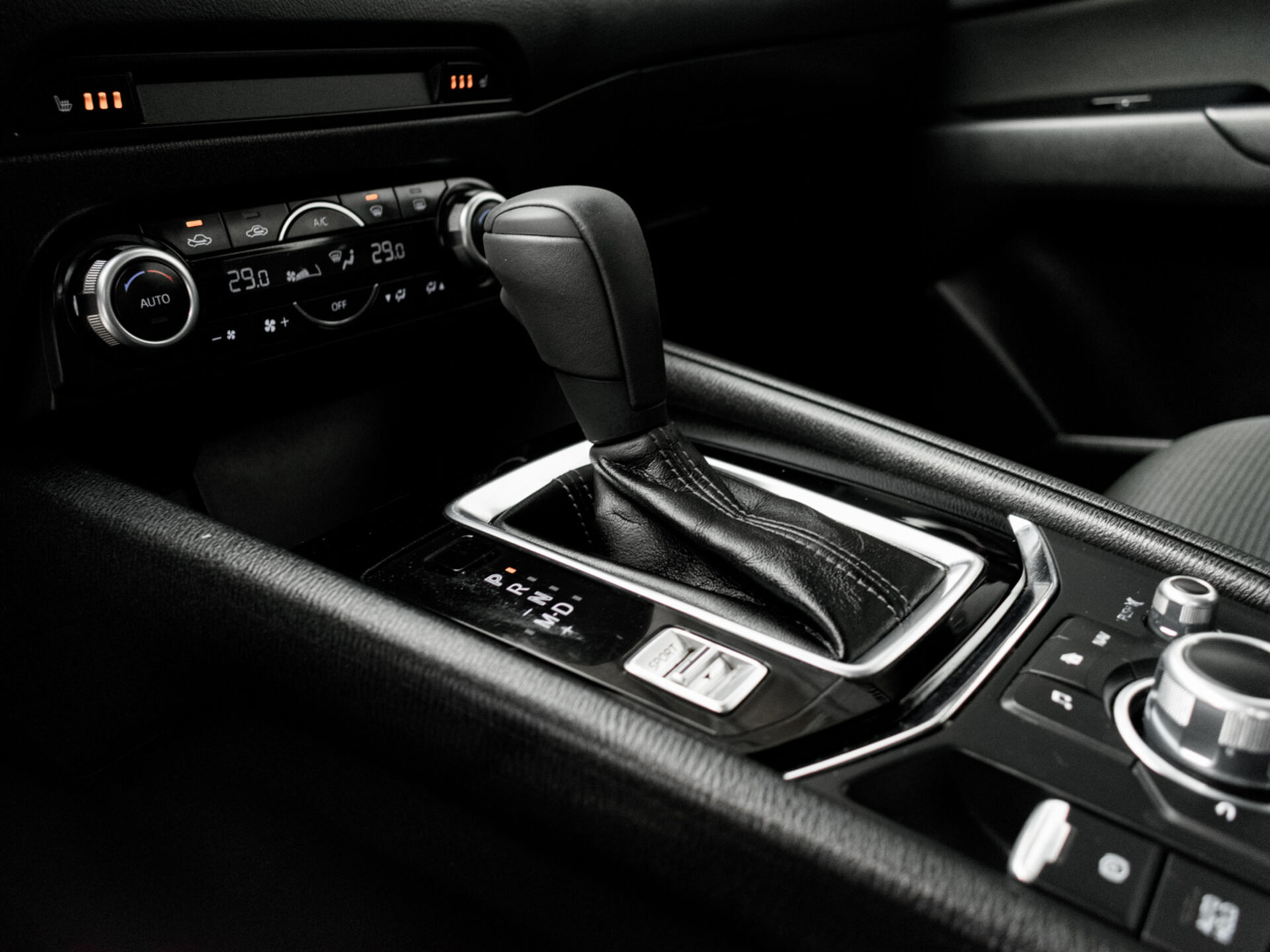 Купить Mazda CX-5 2.0 AT (150 л.с.) 4WD, 2018 в Екатеренбурге