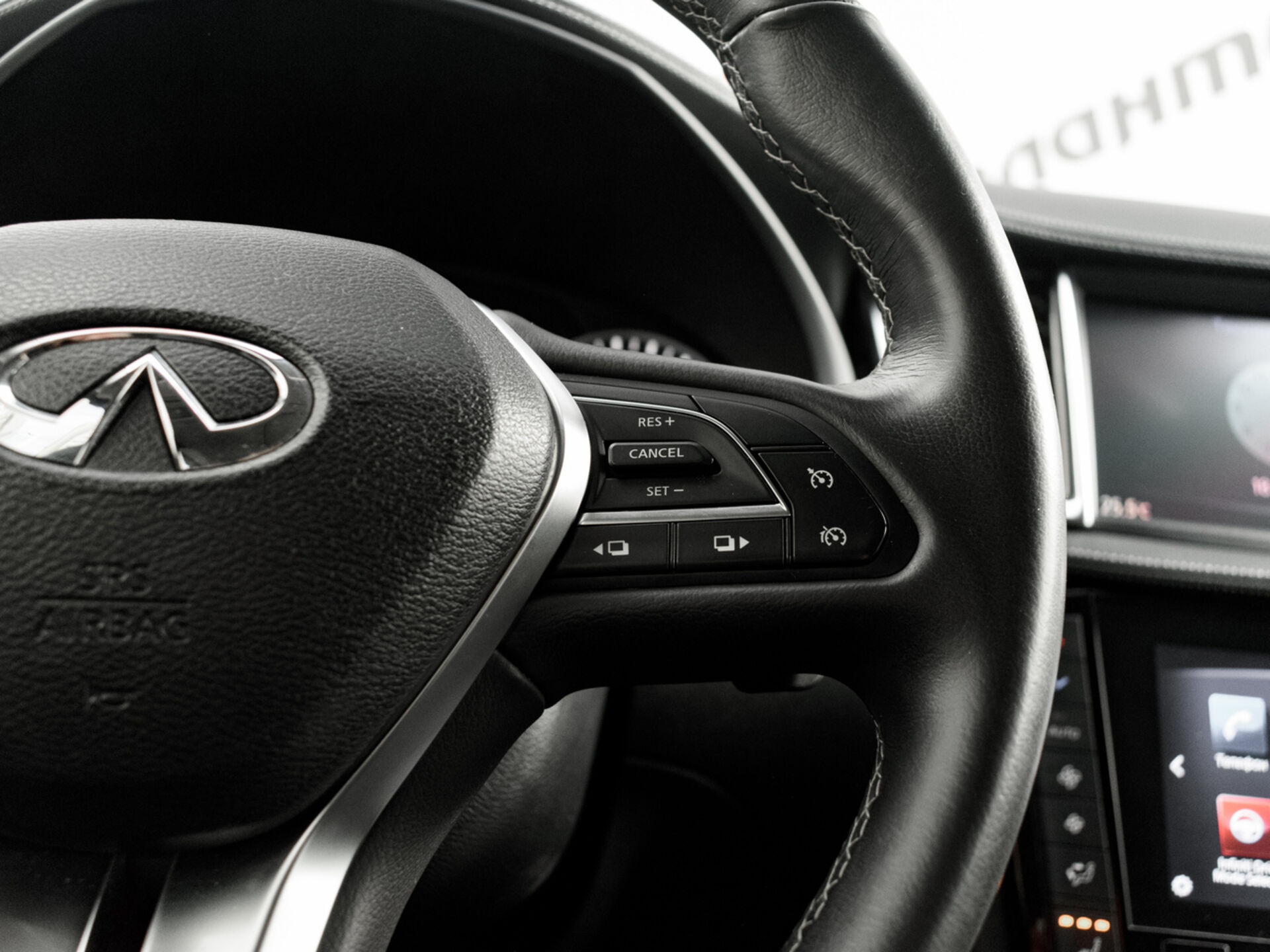 Купить Infiniti QX50 2.0 CVT (249 л.с.) 4WD, 2019 в Екатеренбурге