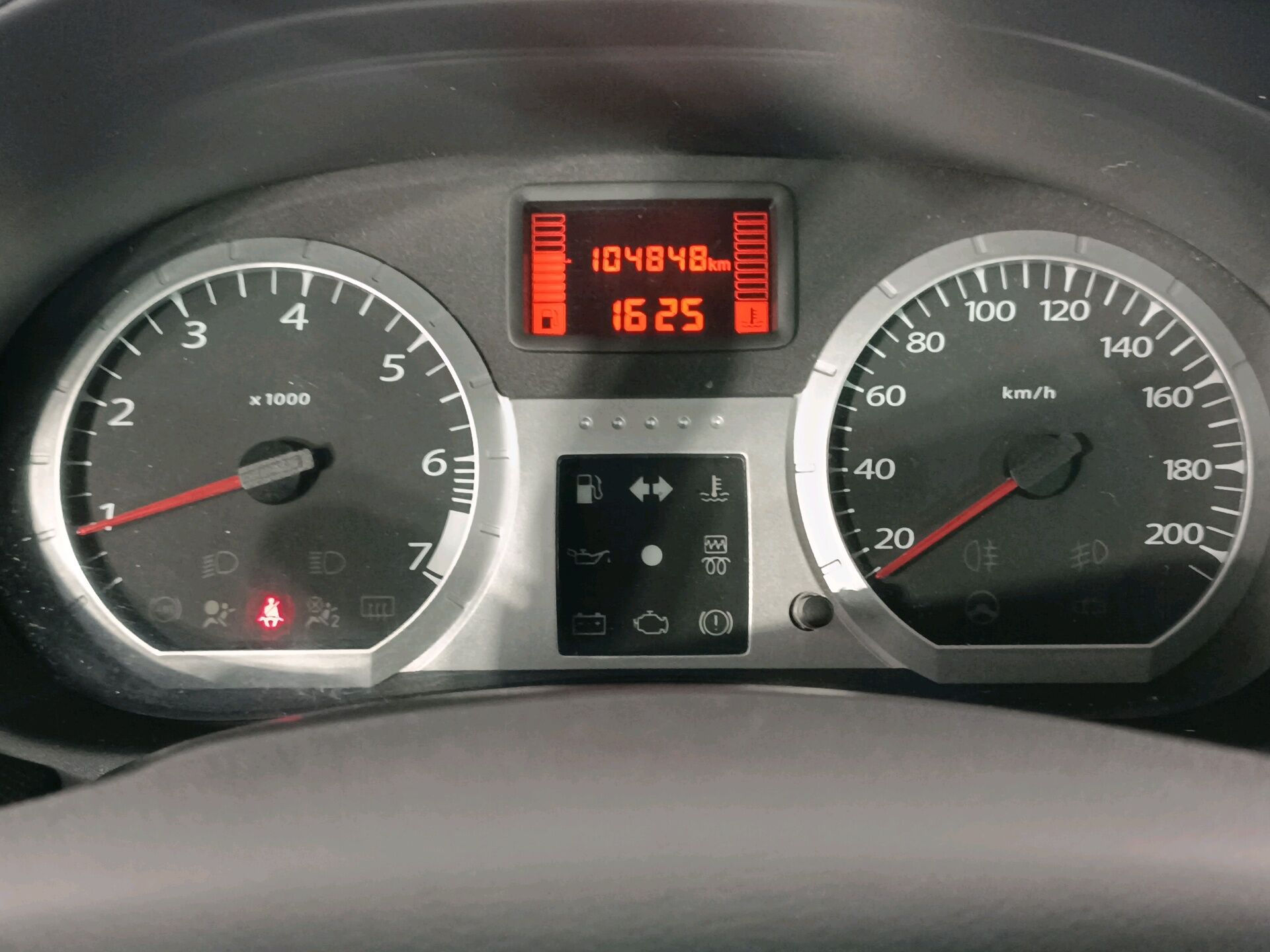 Lada Largus Luxe (5 мест)  2021 г.в., 104 000 км.