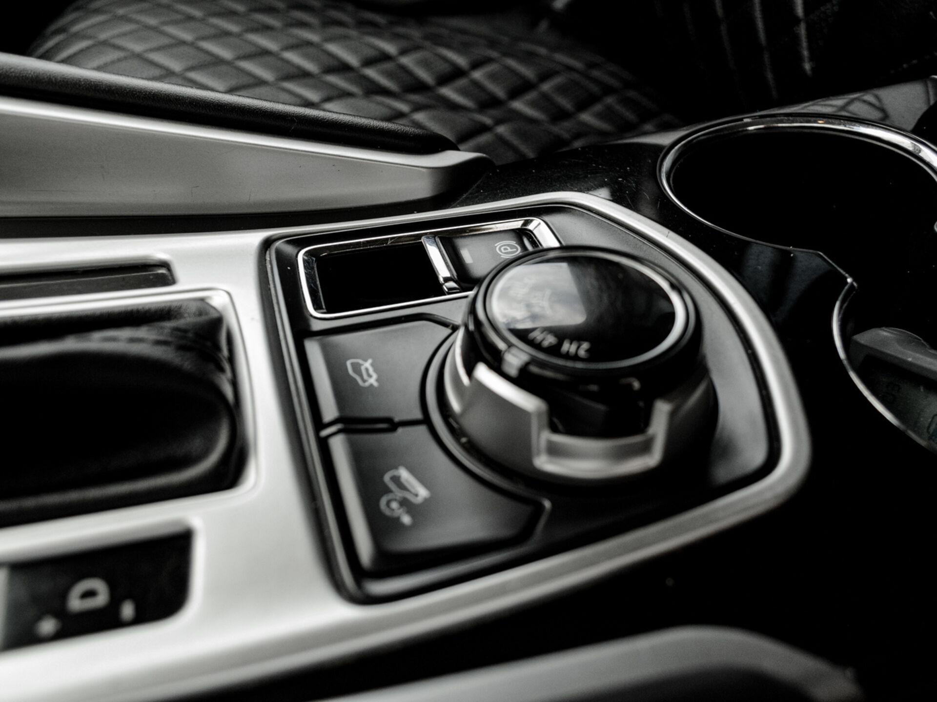 Купить Mitsubishi Pajero Sport 2.4d AT (181 л.с.) 4WD, 2018 в Екатеренбурге
