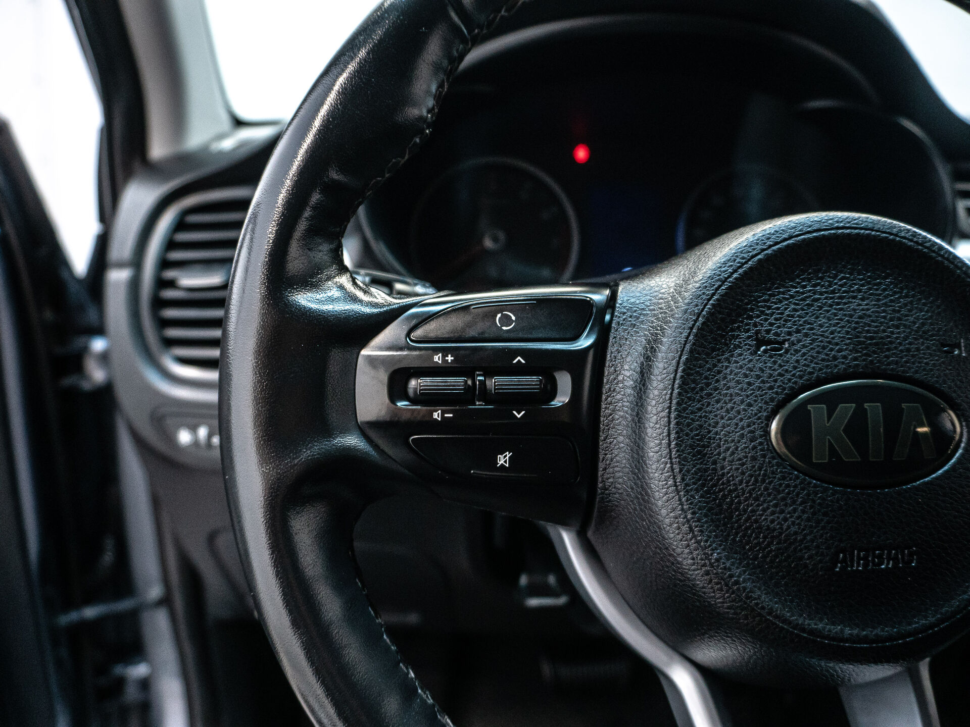 Kia Rio 2019 10