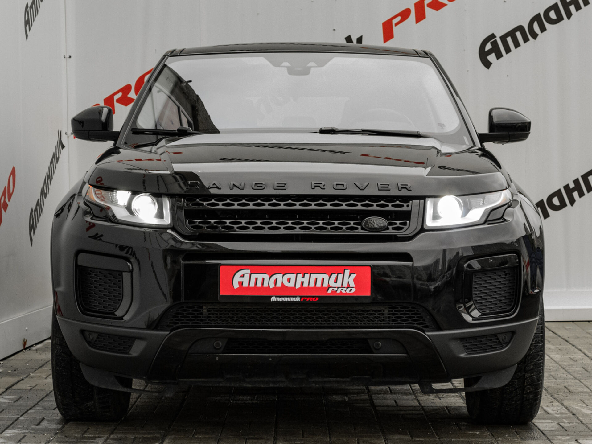 Купить Land Rover Range Rover Evoque 2.0 AT (290 л.с.) 4WD, 2017 в Екатеренбурге