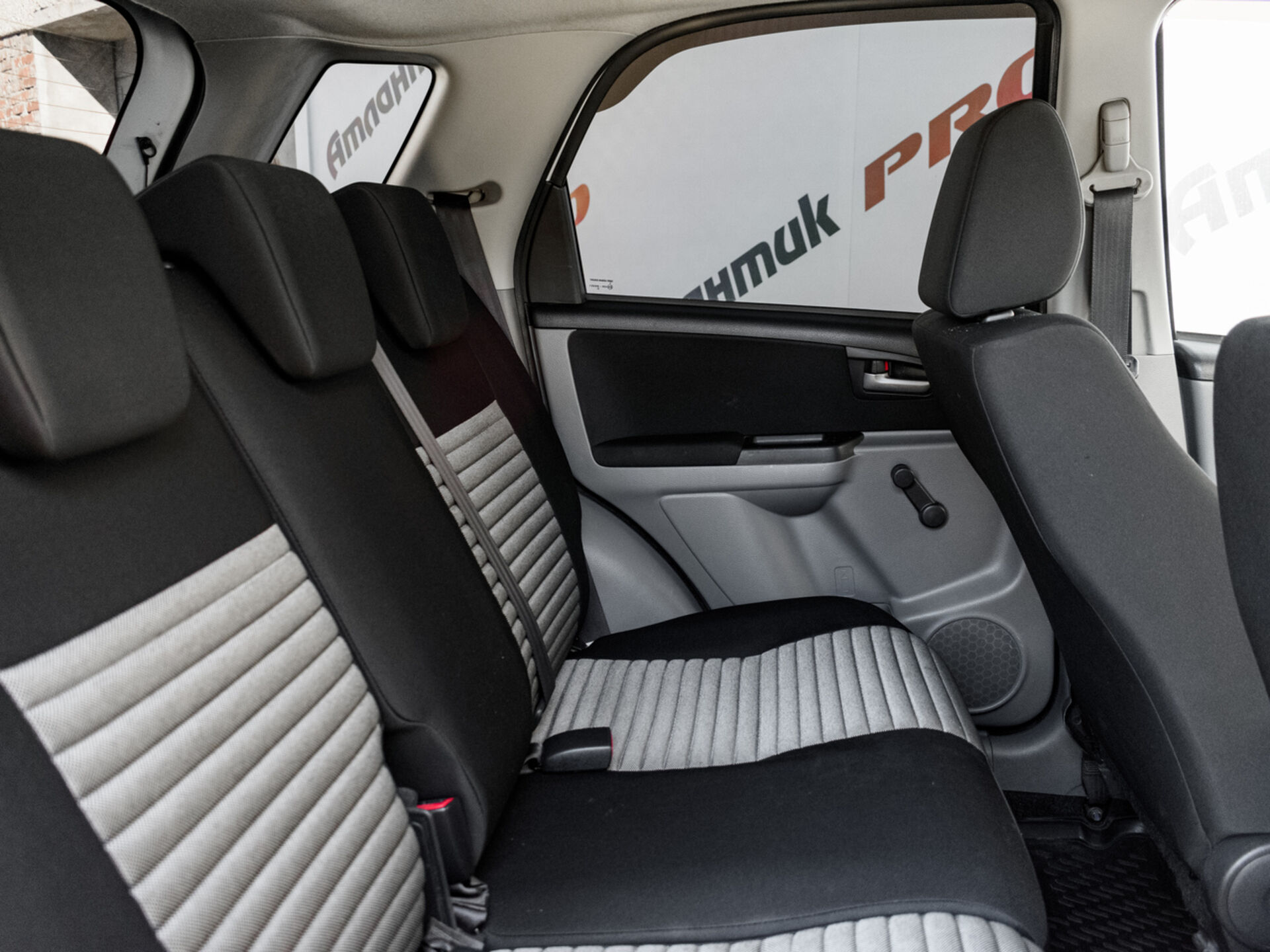 Купить Suzuki SX4 1.6 AT (112 л.с.) 4WD, 2013 в Екатеренбурге