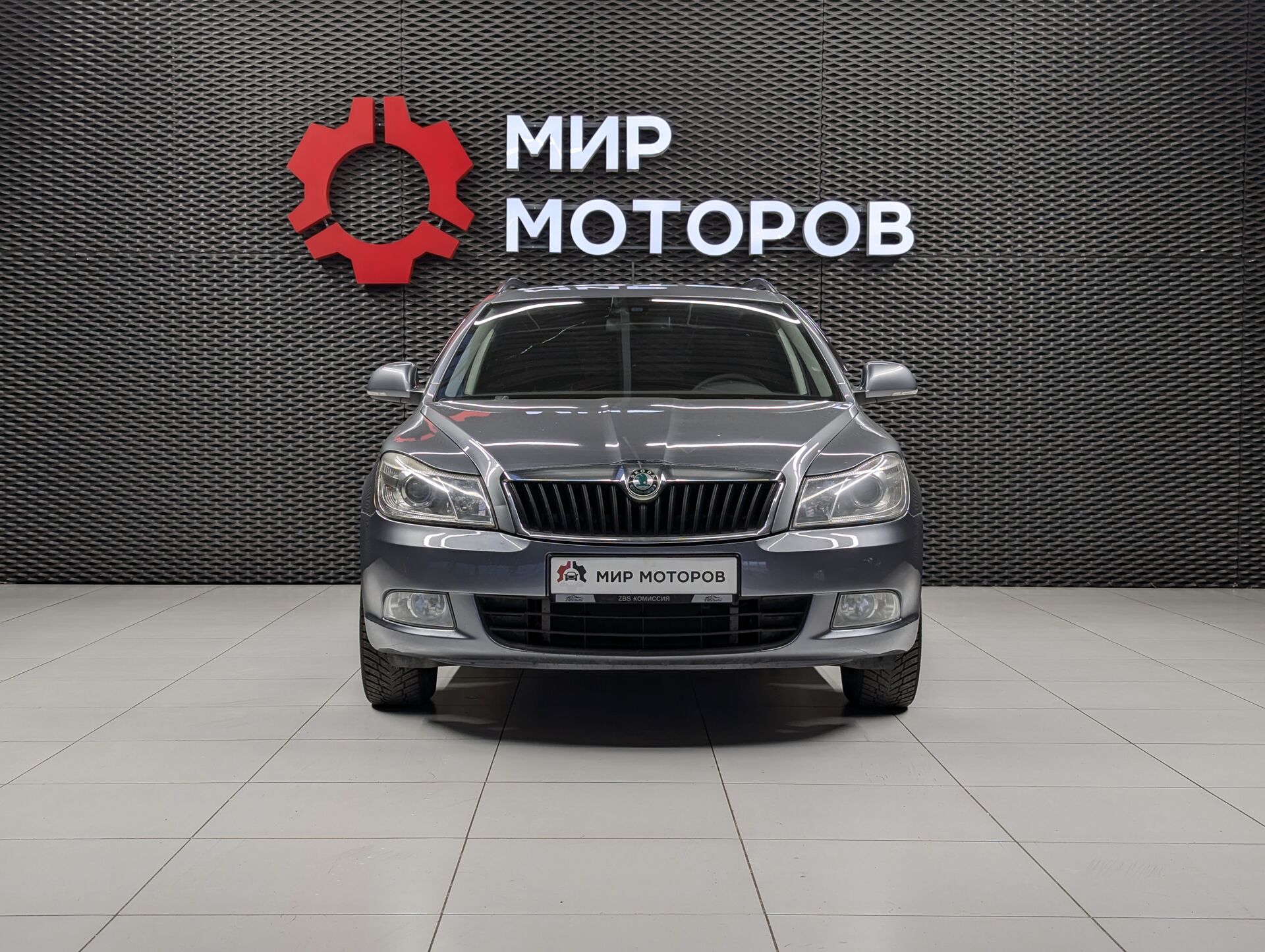 Skoda Octavia, II (A5) Рестайлинг Ambition, 2013, Универсал 5 дв.