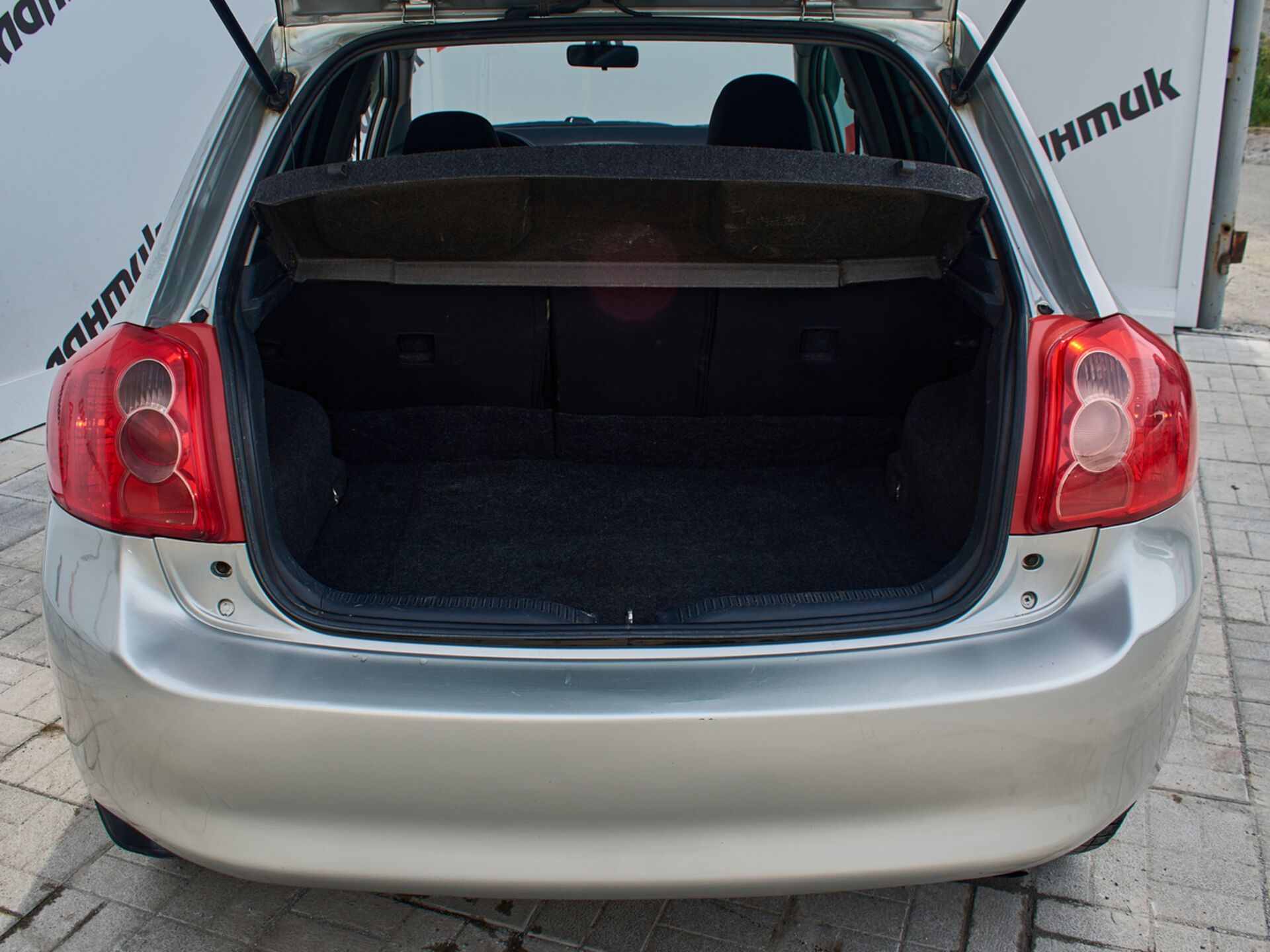 Купить Toyota Auris 1.6 AMT (124 л.с.), 2008 в Екатеренбурге
