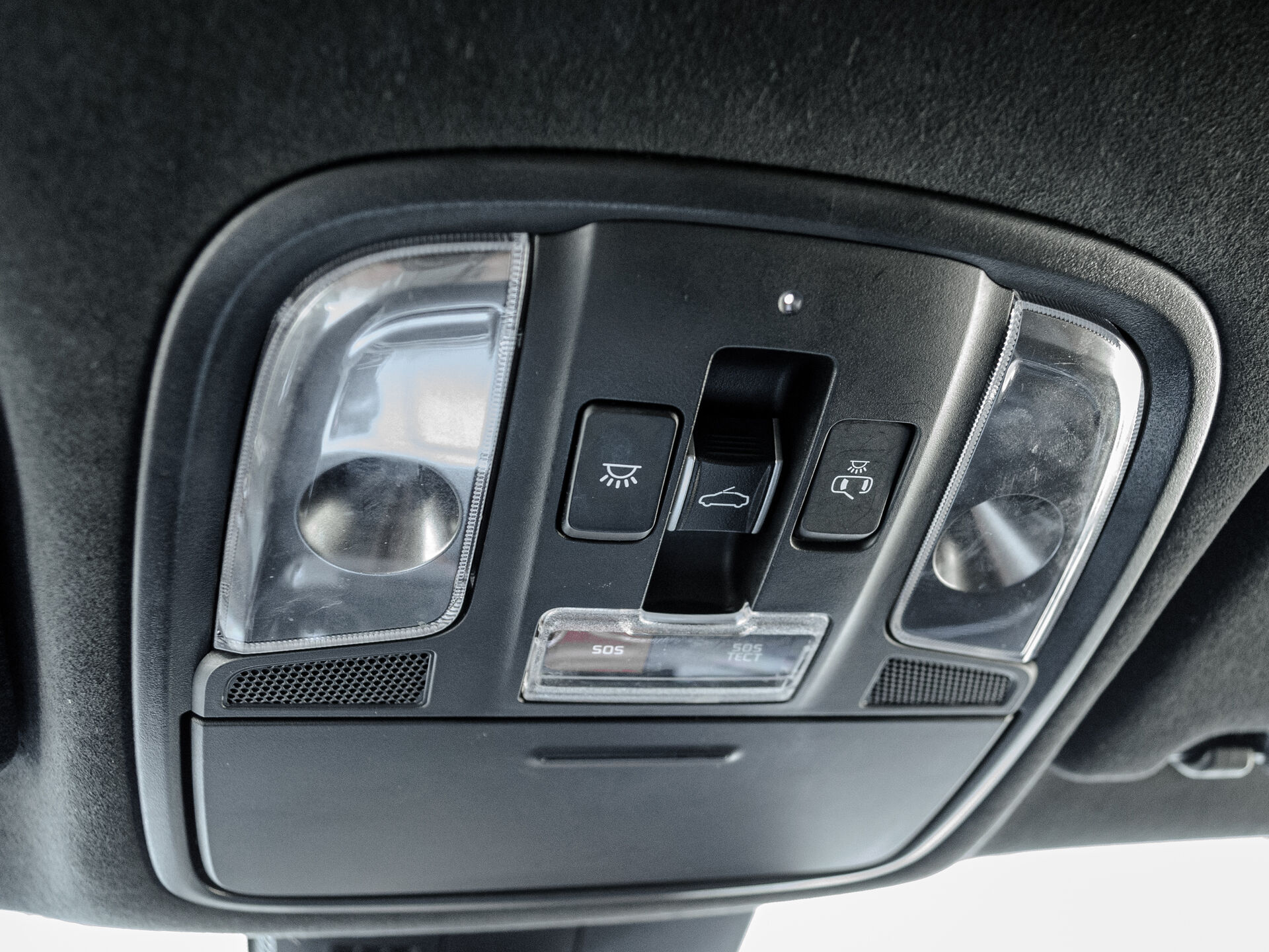 Купить Kia Stinger 2.0 AT (247 л.с.) 4WD, 2018 в Екатеренбурге