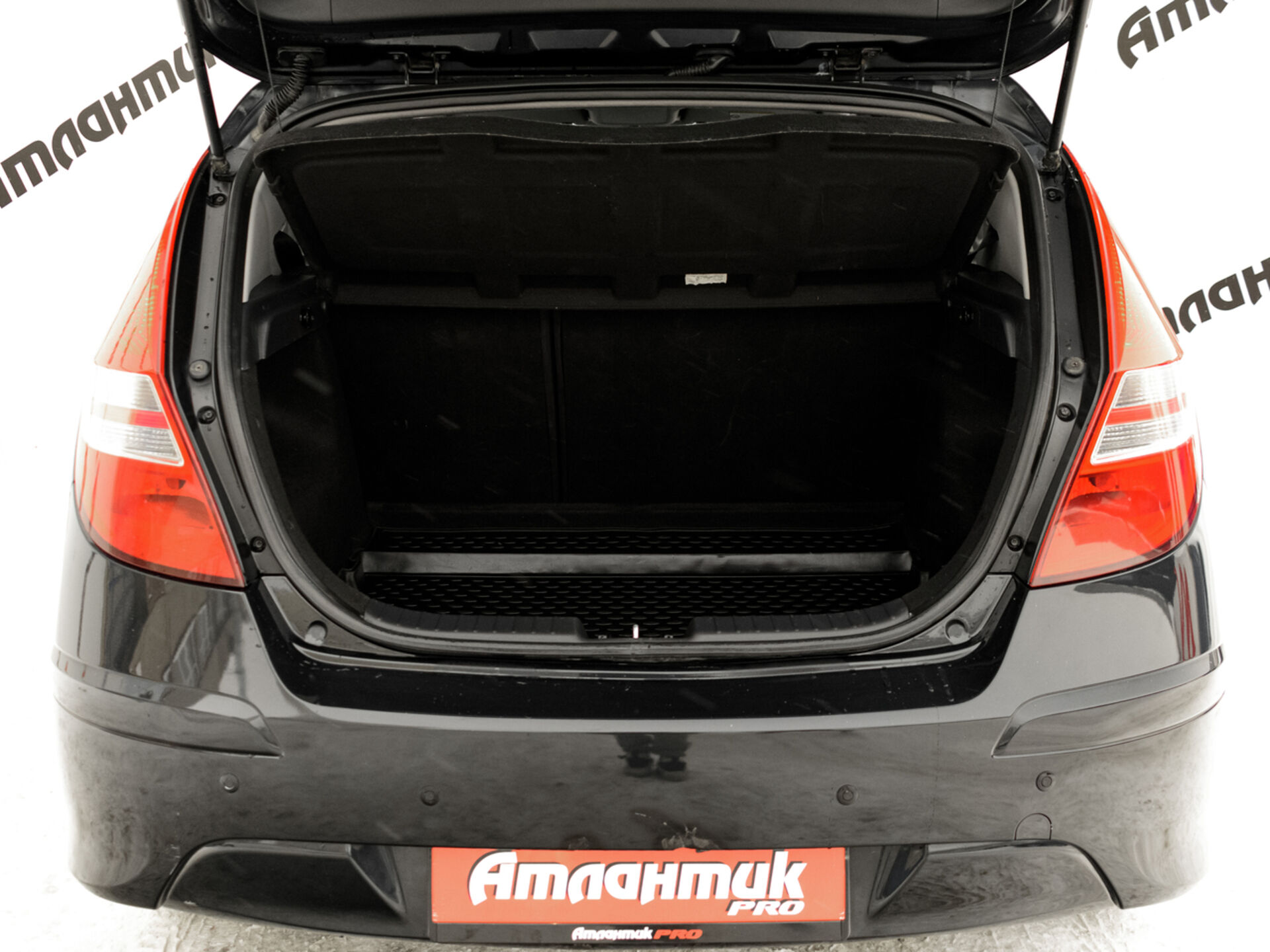 Купить Hyundai i30 1.6 AT (122 л.с.), 2010 в Екатеренбурге