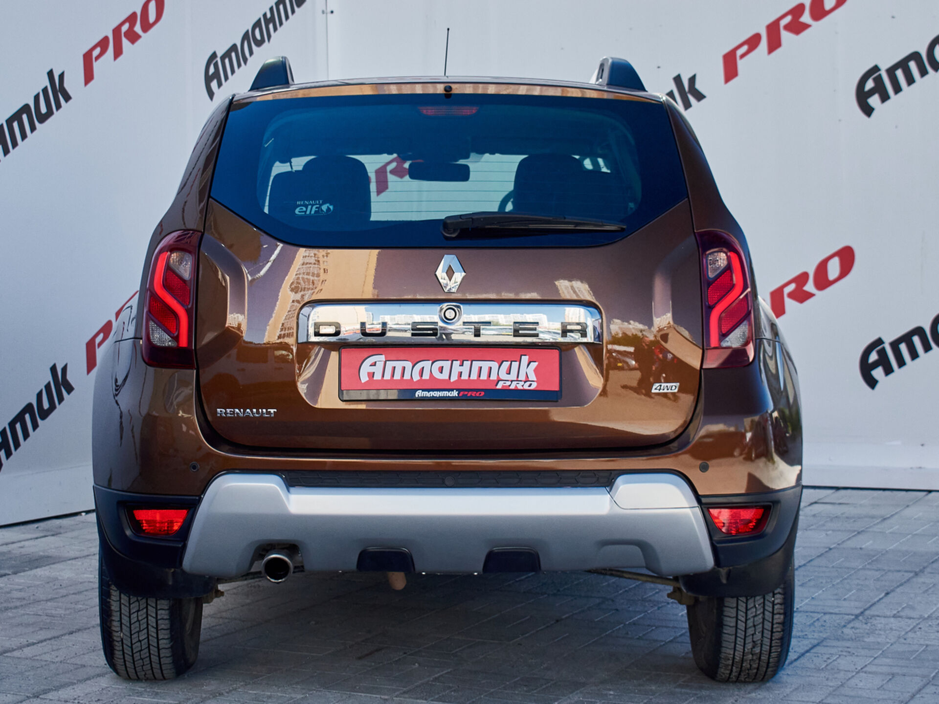 Купить Renault Duster 2.0 MT (143 л.с.) 4WD, 2015 в Екатеренбурге