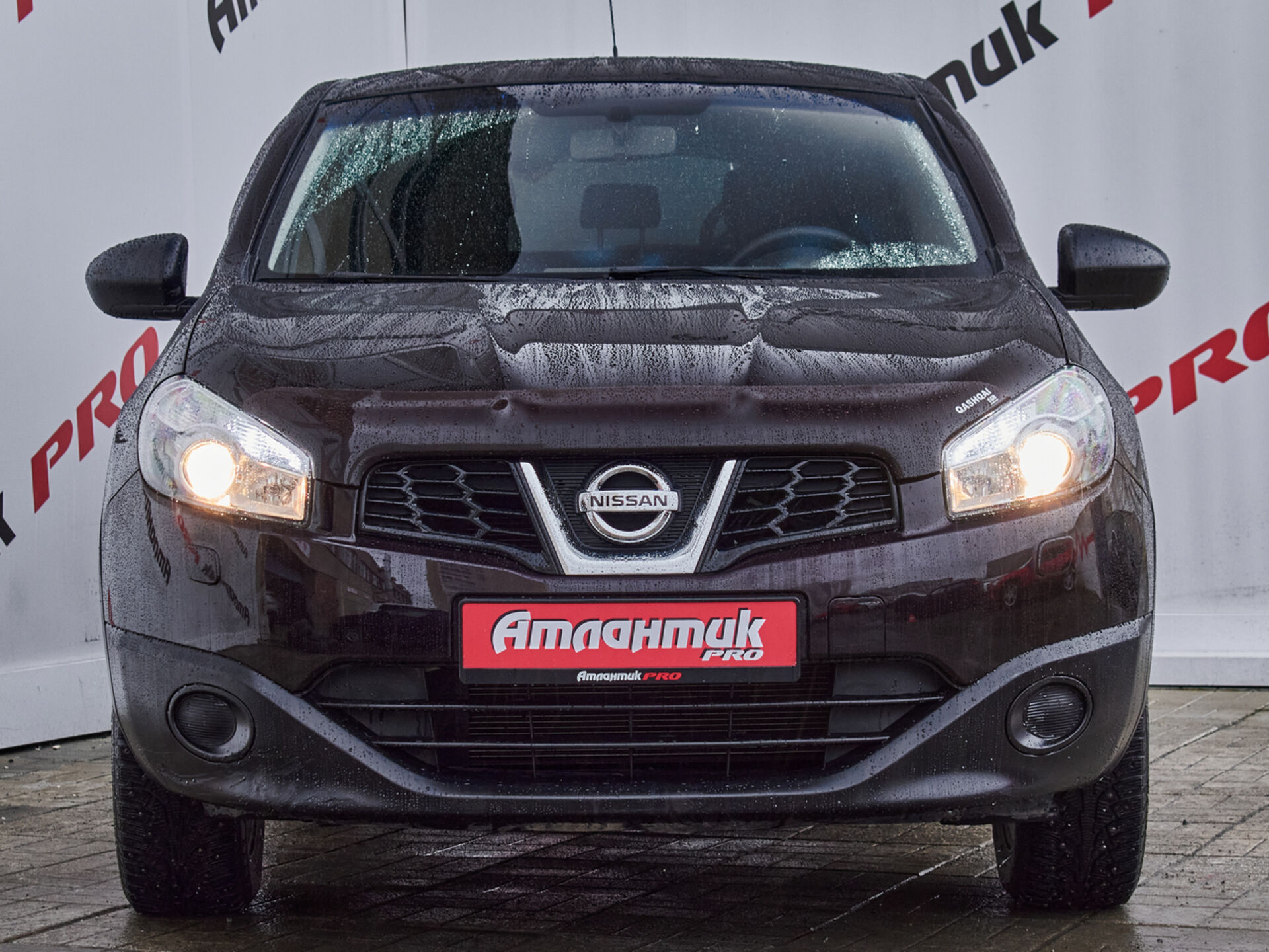Купить Nissan Qashqai 1.6 MT (114 л.с.), 2013 в Екатеренбурге