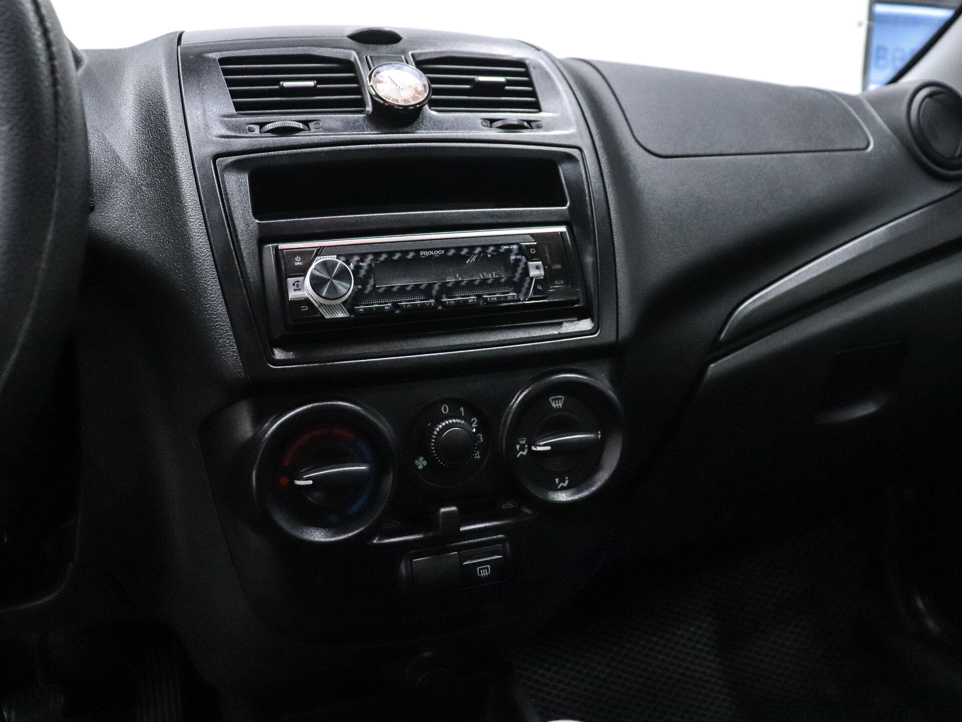 LADA (ВАЗ) Kalina 2015 13