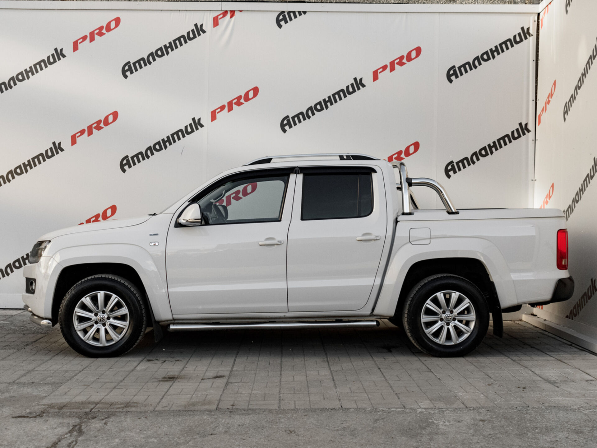 Купить Volkswagen Amarok full-time 2.0d AT (180 л.с.) 4WD, 2013 в Екатеренбурге