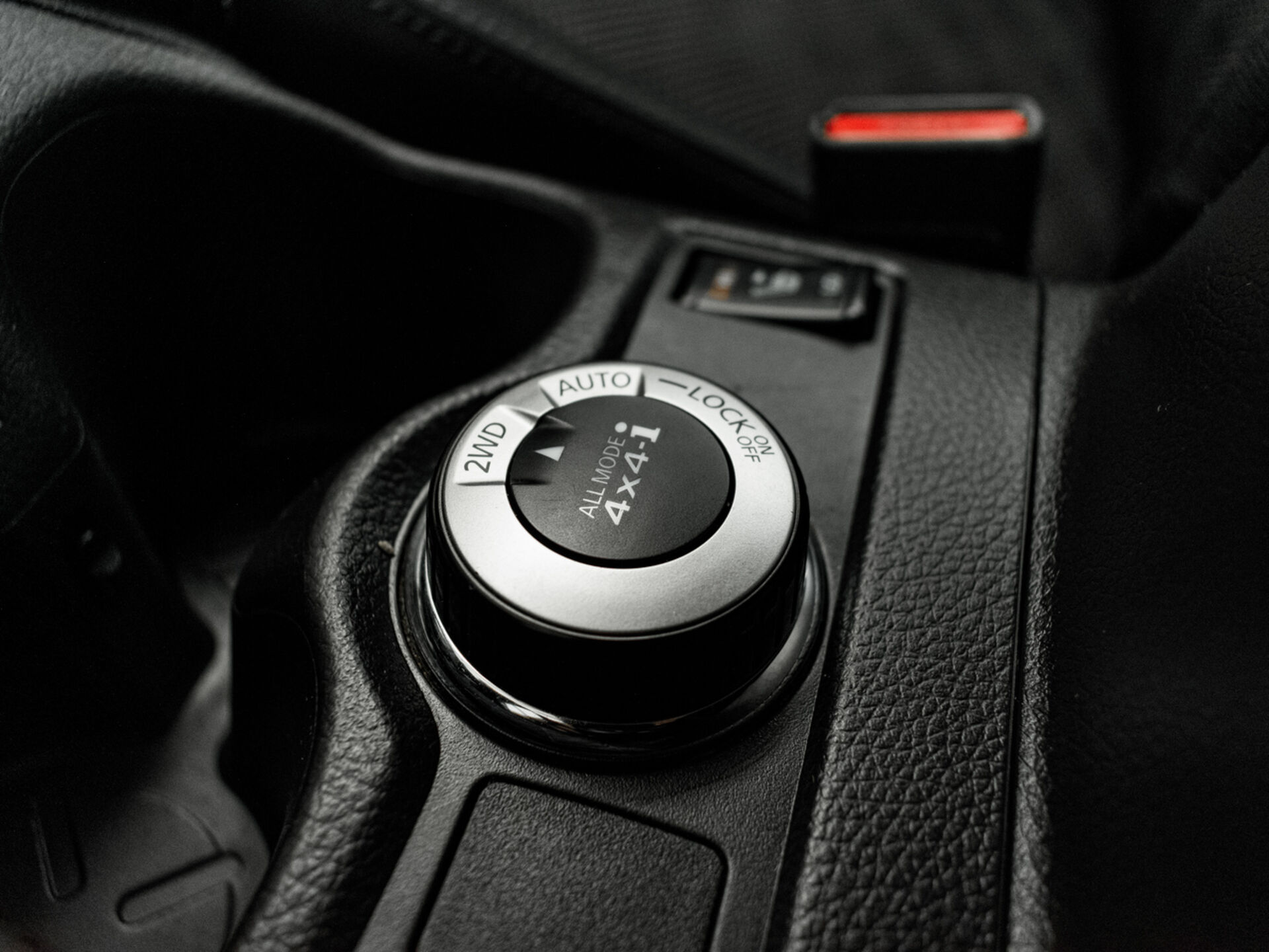 Купить Nissan Qashqai 2.0 CVT (144 л.с.) 4WD, 2018 в Екатеренбурге