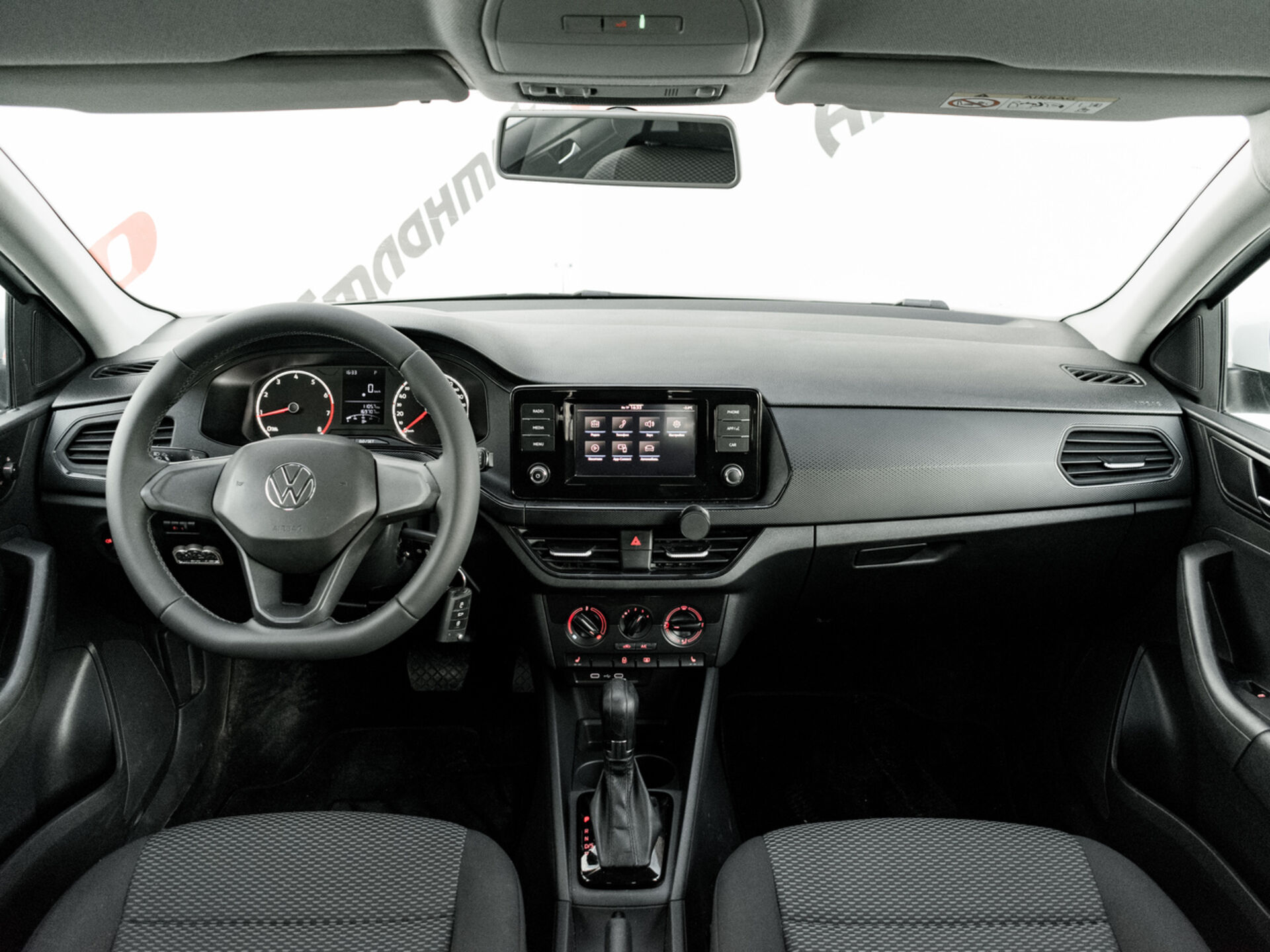 Купить Volkswagen Polo 1.6 AT (110 л.с.), 2021 в Екатеренбурге