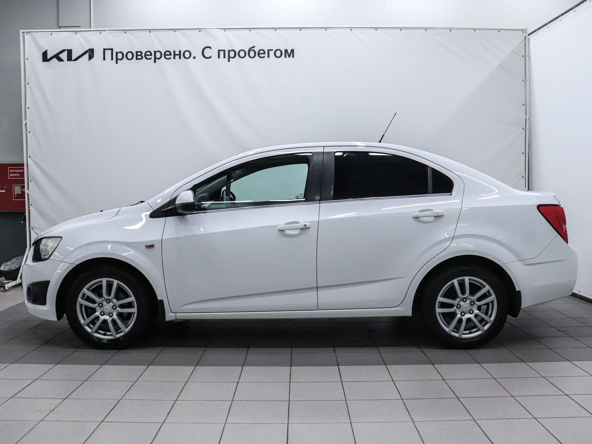Chevrolet Aveo 2014 6