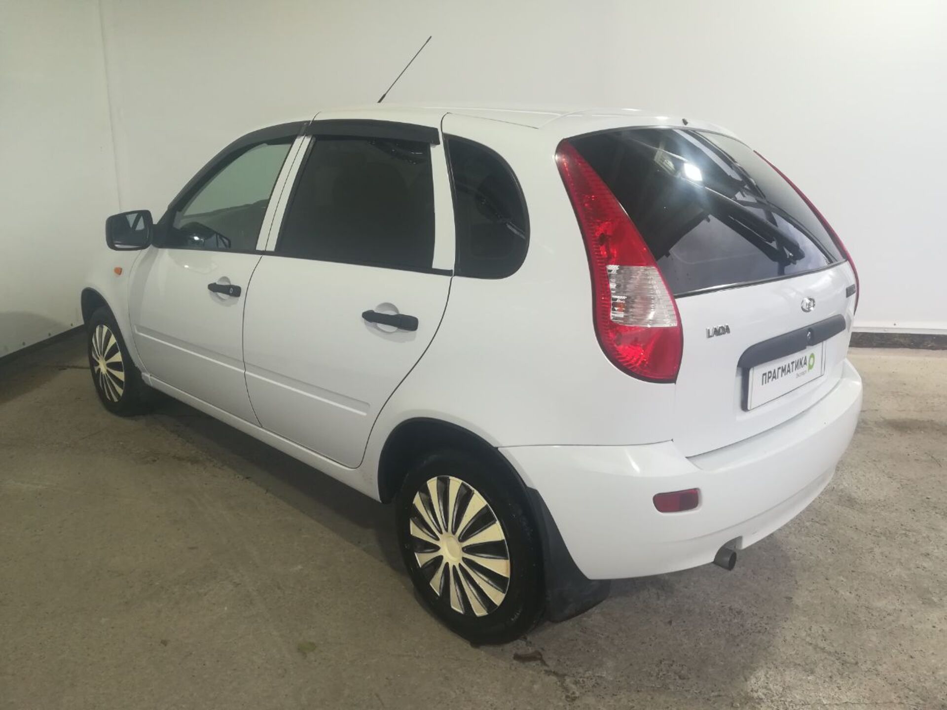 Lada Kalina Стандарт 2013 г.в., 115 000 км.