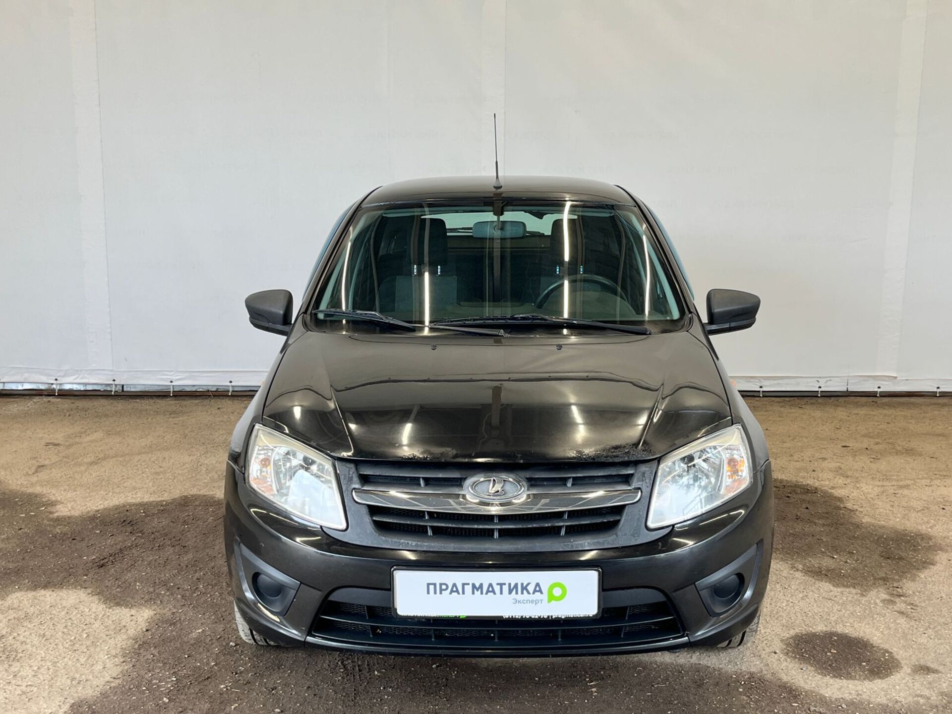 Lada Granta None 2015 г.в., 140 000 км.